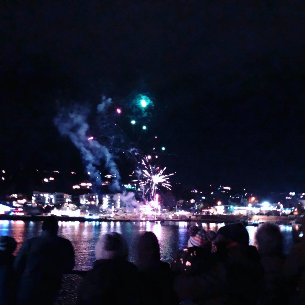 Lake Chelan Holiday Fireworks