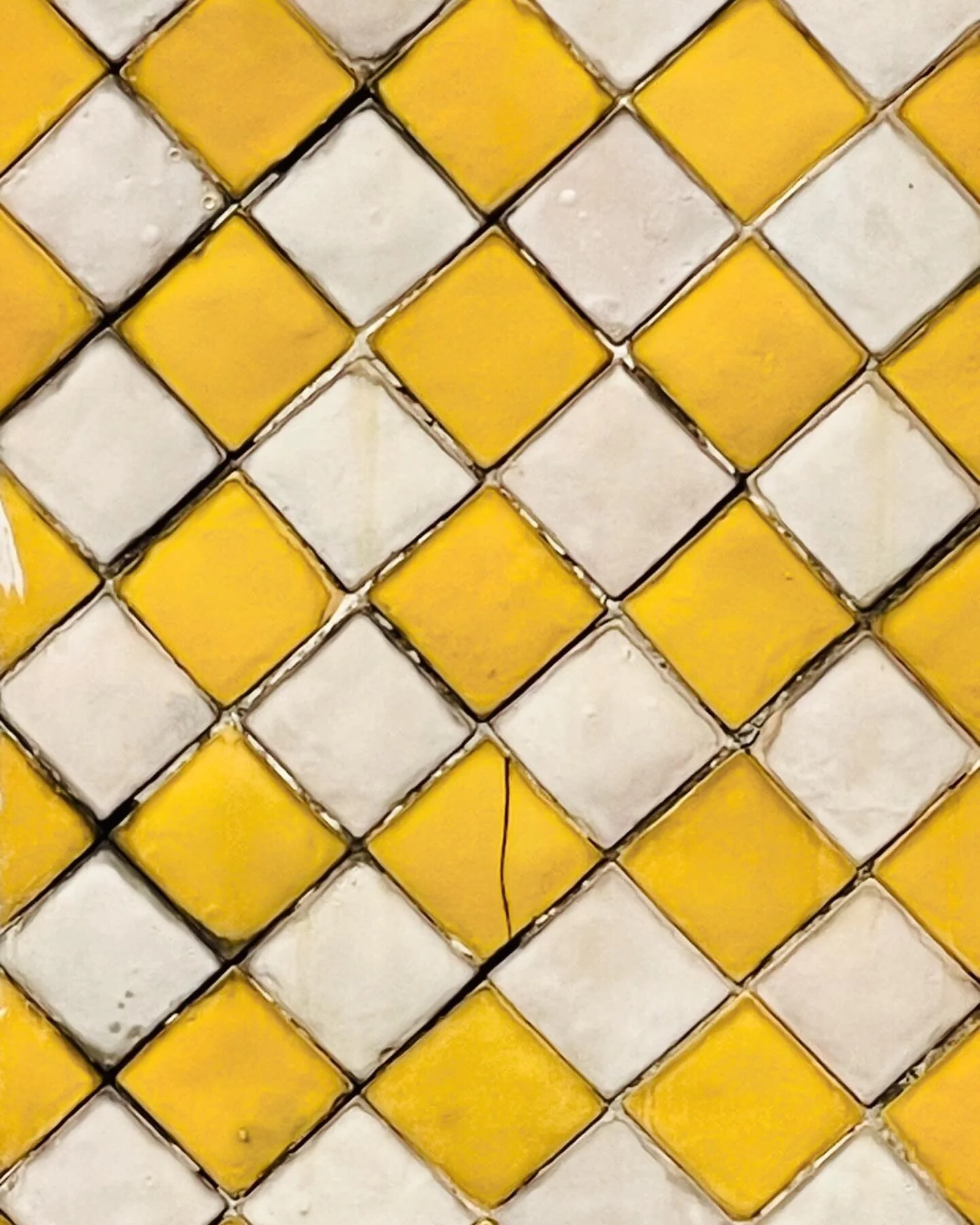 Up close and personal at the Grand Palace in Bangkok. Because details. 💛