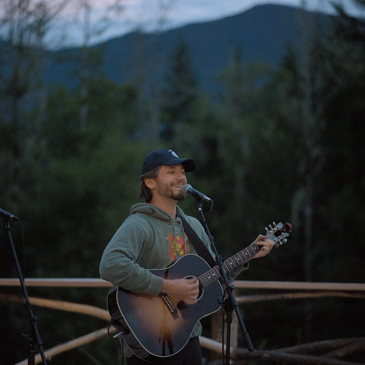 Autumn Equinox Community Potluck + Music 