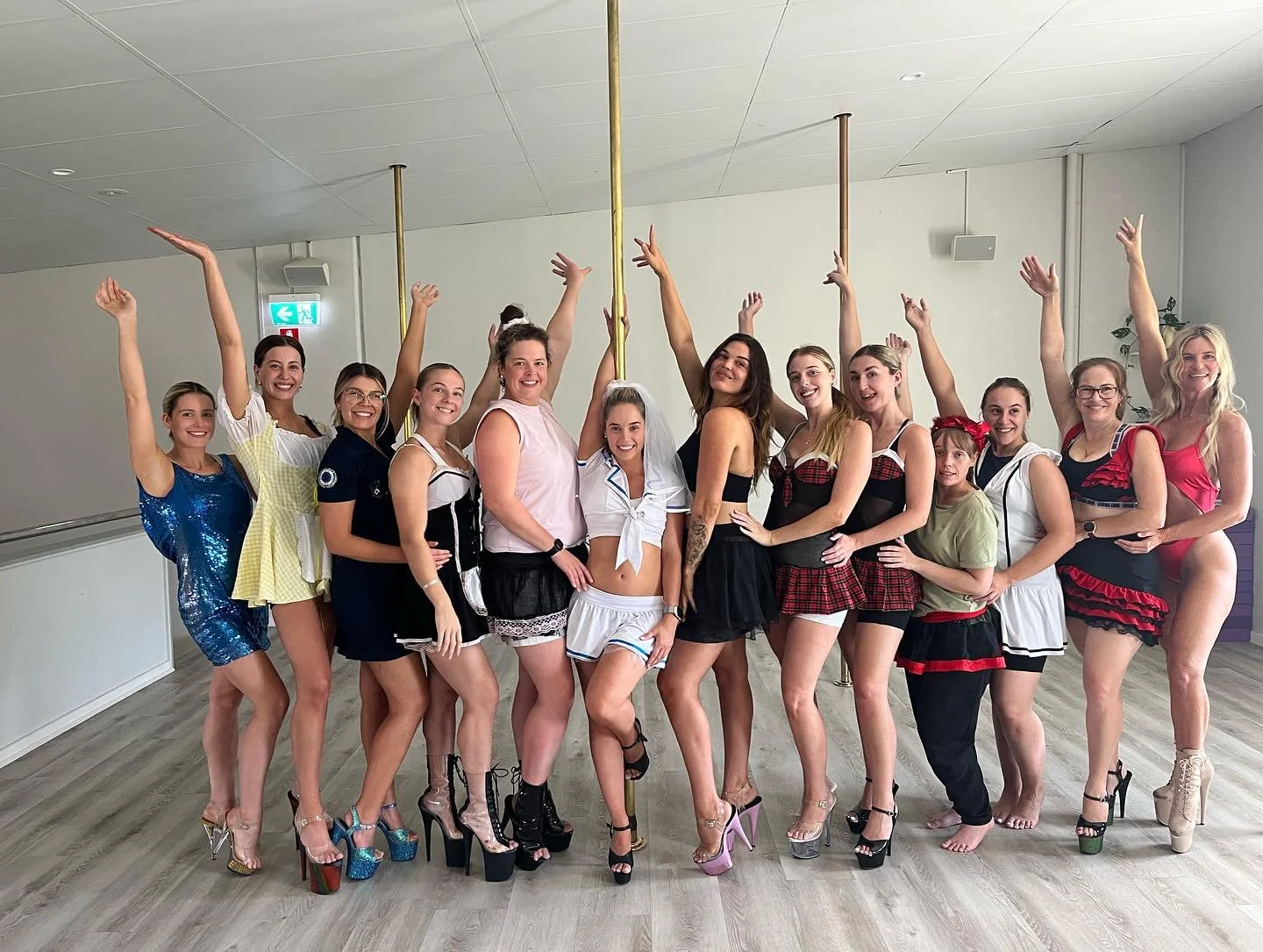 Hens Parties at 
Star Pole Studio Byron Bay. 
Come and celebrate your special event with us. It&rsquo;s so much fun 👯&zwj;♀️🤩💃
Suitable for all ages and fitness levels. 

https://www.starpolestudiobyronbay.com/hens-parties-events

#poledanceclasse