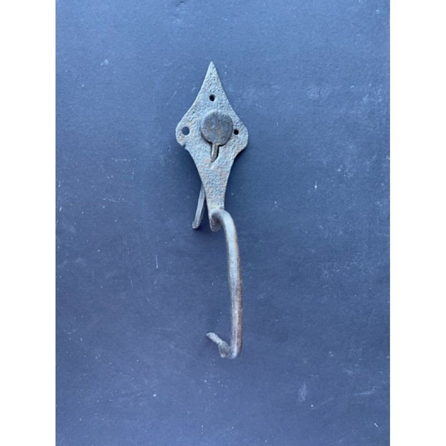 ANTIQUE THUMB LATCH