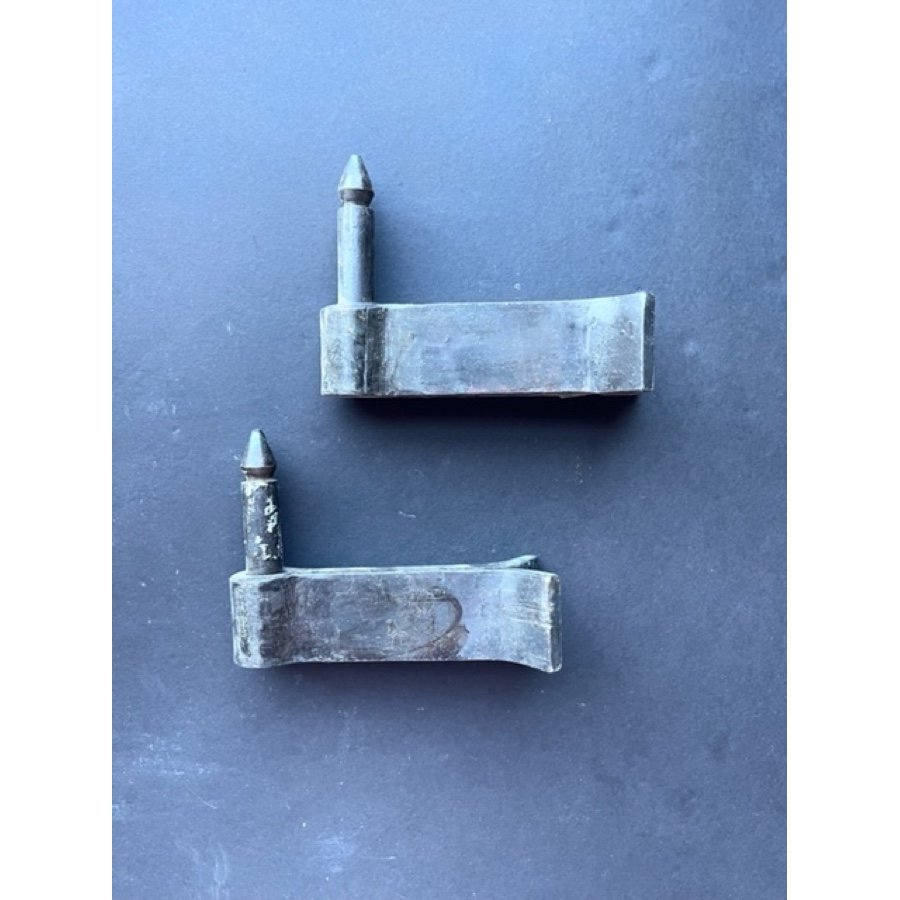 ANTIQUE WALL HINGE PINS