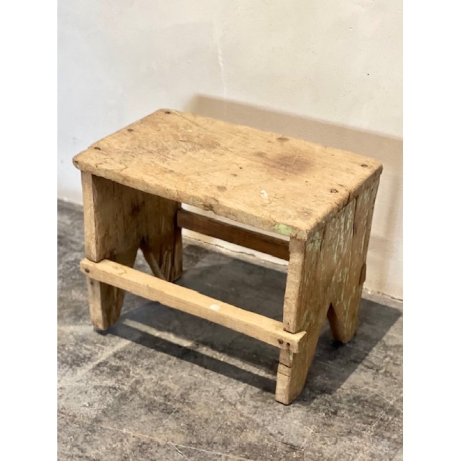 SMALL WOODEN STOOL