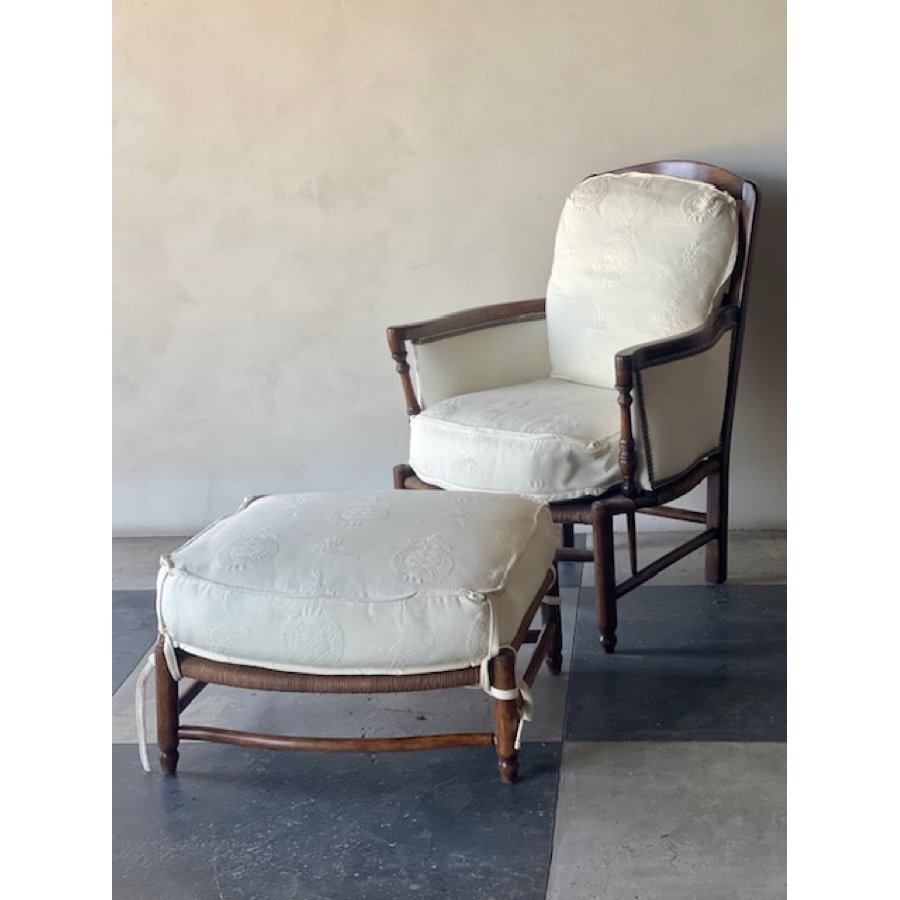 CHAIR &amp; OTTOMAN SET