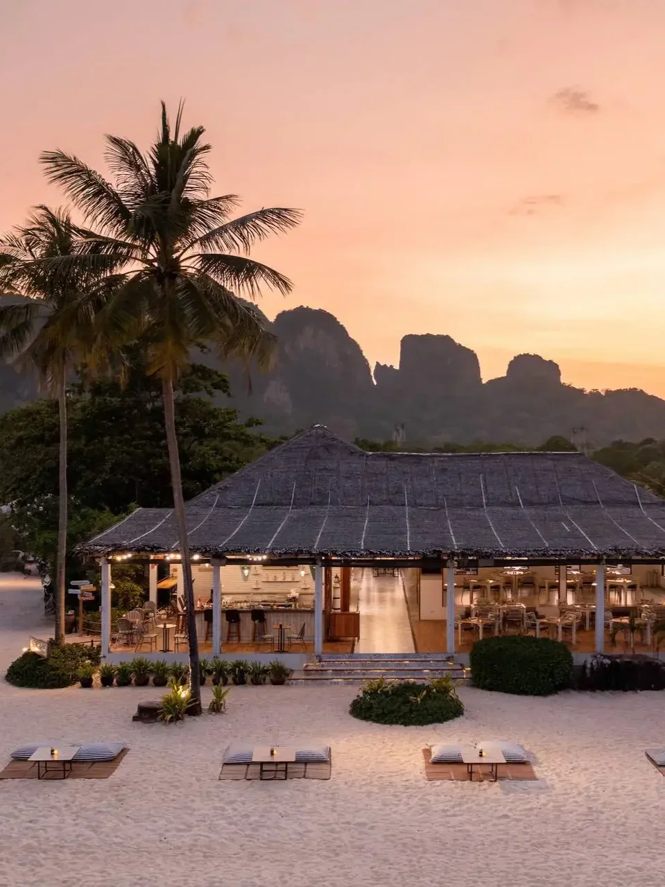 The Dreamiest Itinerary for a Long Weekend Wedding on the Island of Phuket