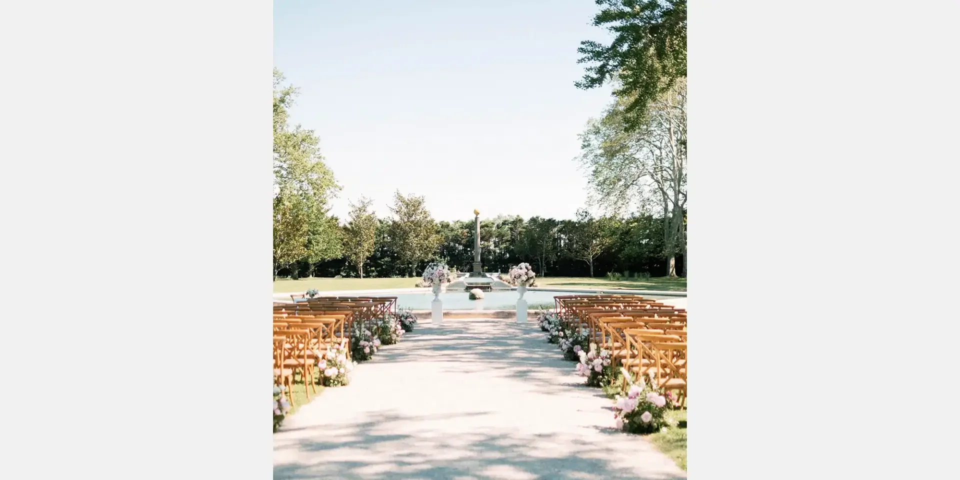 19-chateau-de-tourreau-wedding-provence-luxury.webp