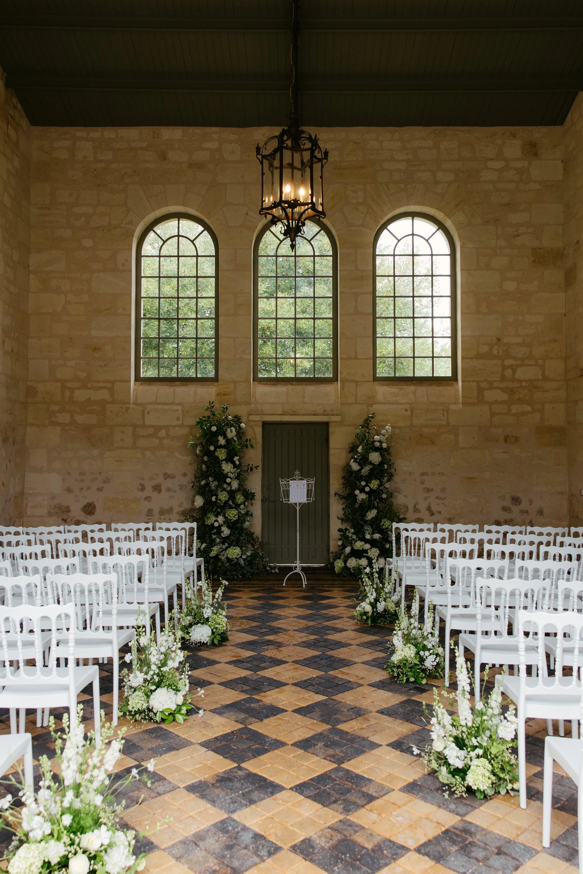 1. Charlie et Josh 04.05.24 credit Vlasta Weddings(3).jpg