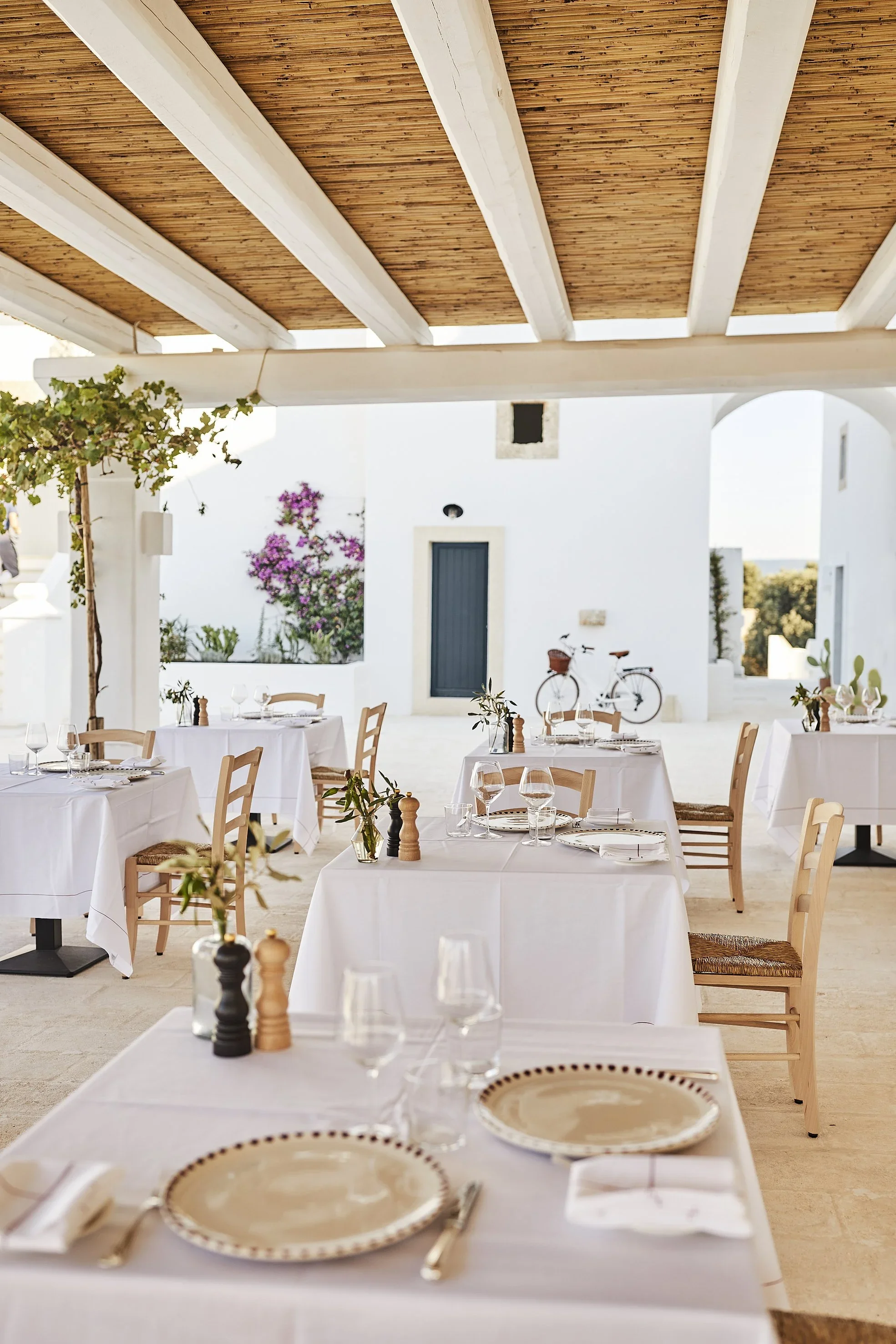 Masseria-Calderisi-LaCorte-Restaurant-006.webp