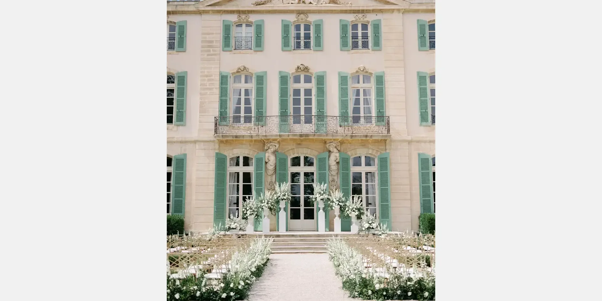 25-chateau-de-tourreau-wedding-provence-luxury.webp