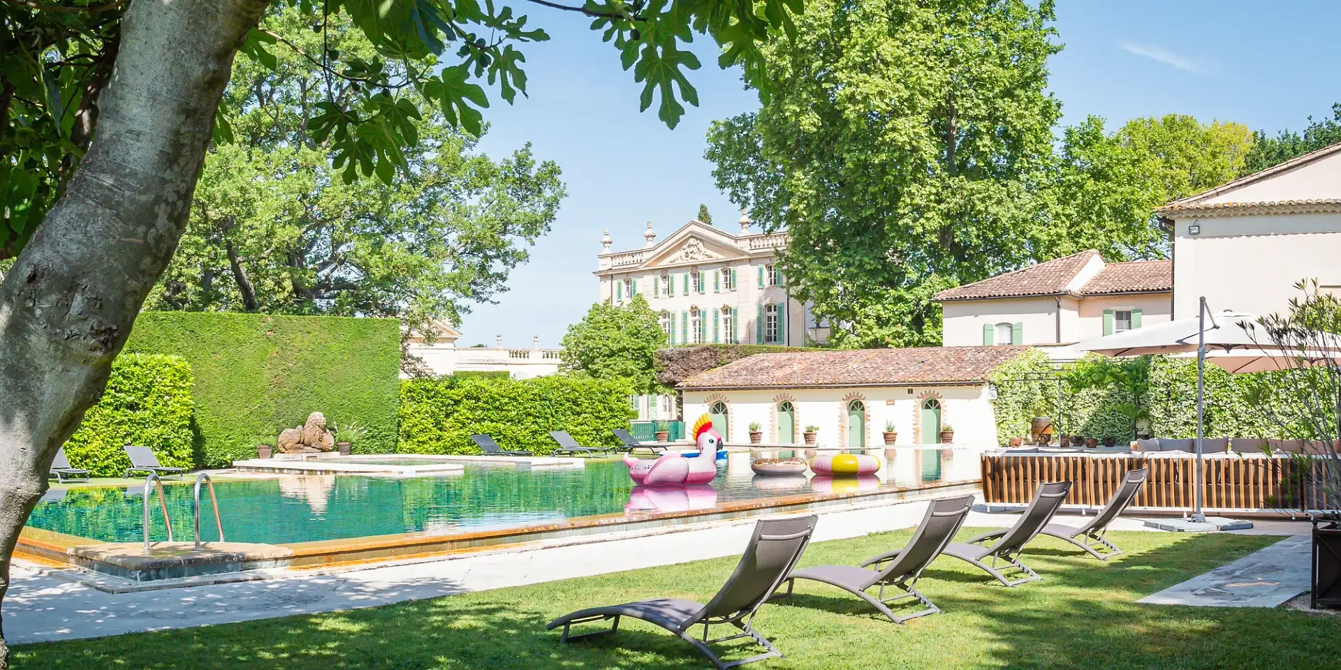 8-chateau-de-tourreau-wedding-provence-luxury.webp
