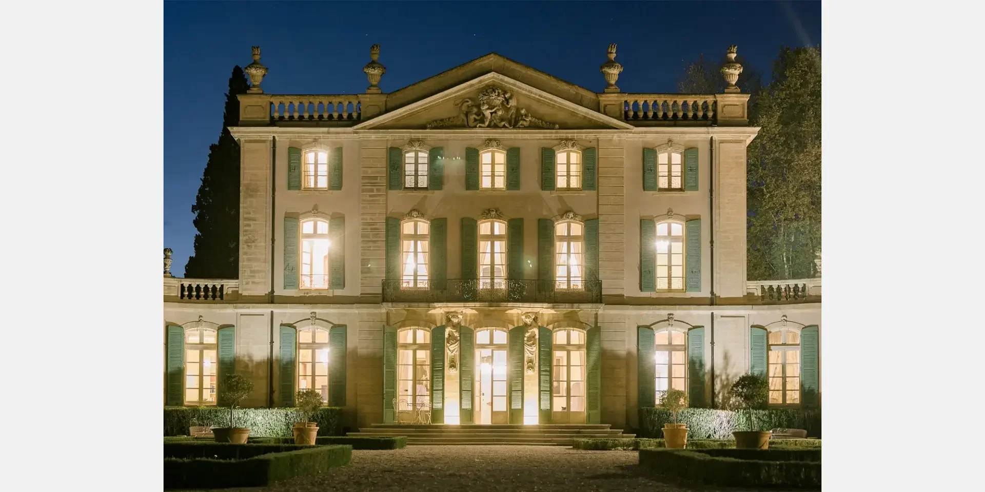 5-chateau-de-tourreau-wedding-provence-luxury.webp