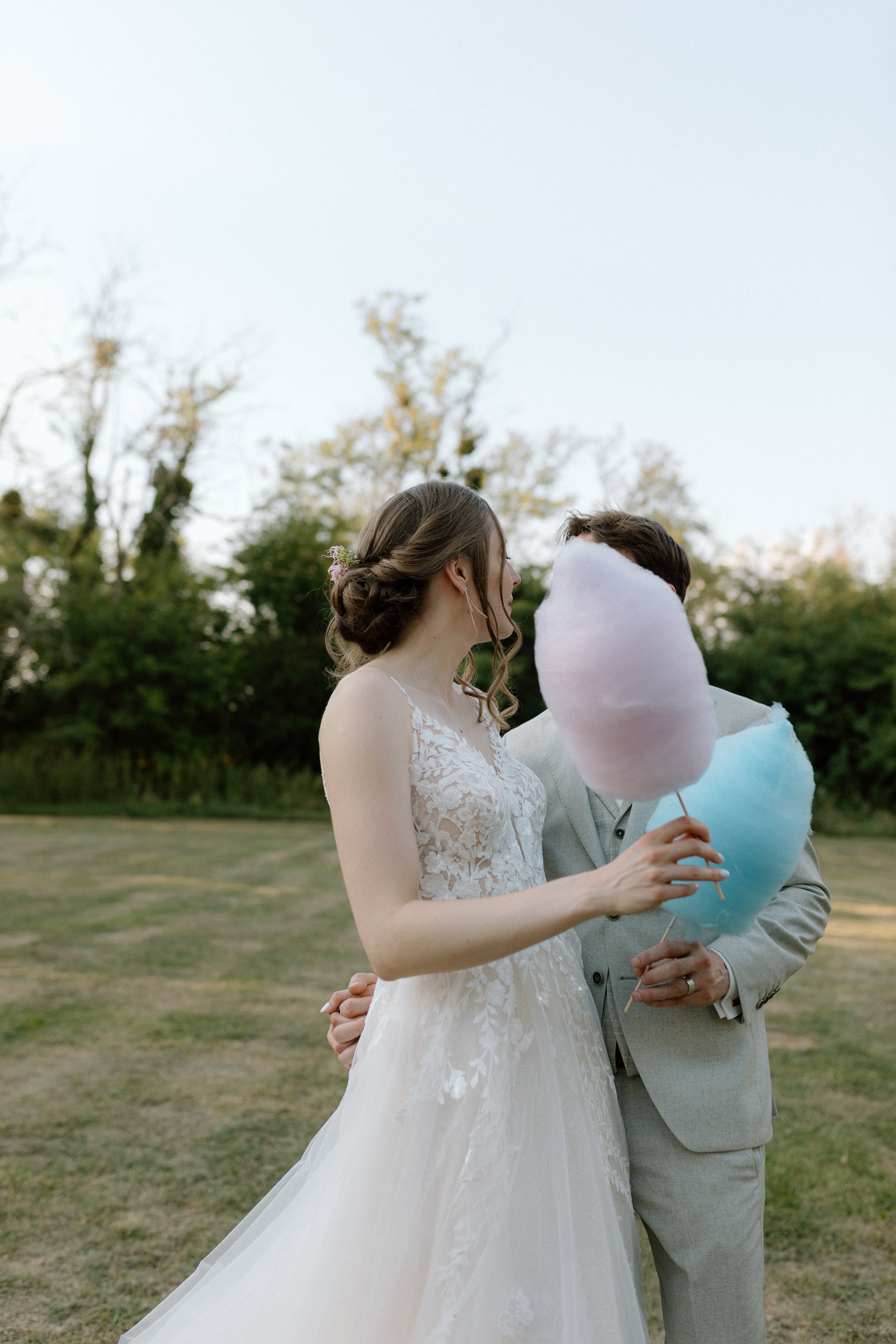 Wedding-cotton-candy.jpg