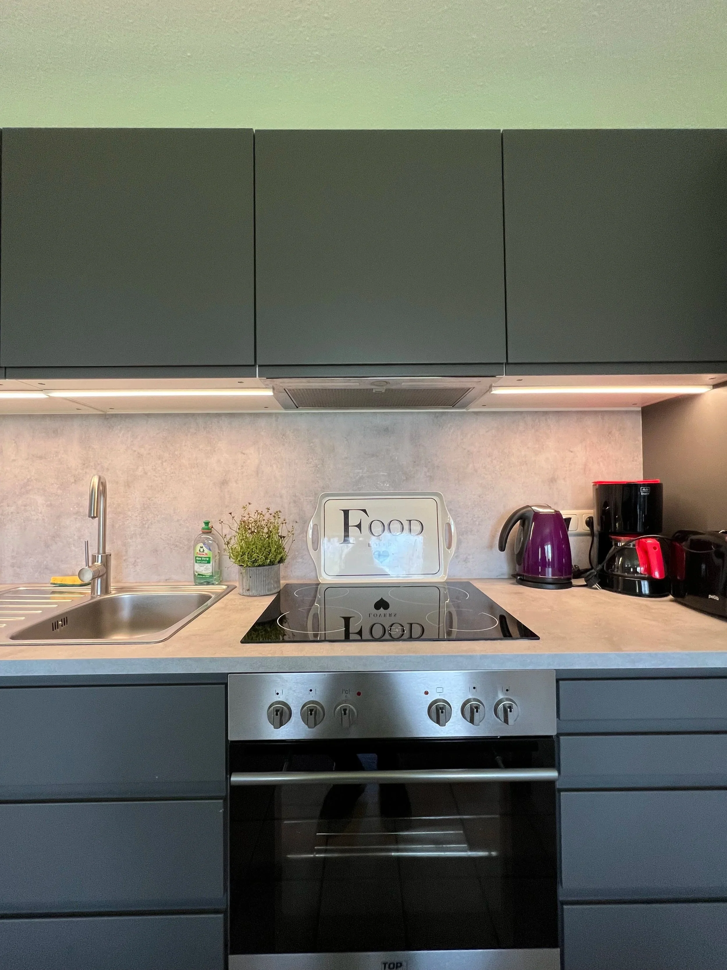 Ferienwohnung_Küche_Wohnzimmer