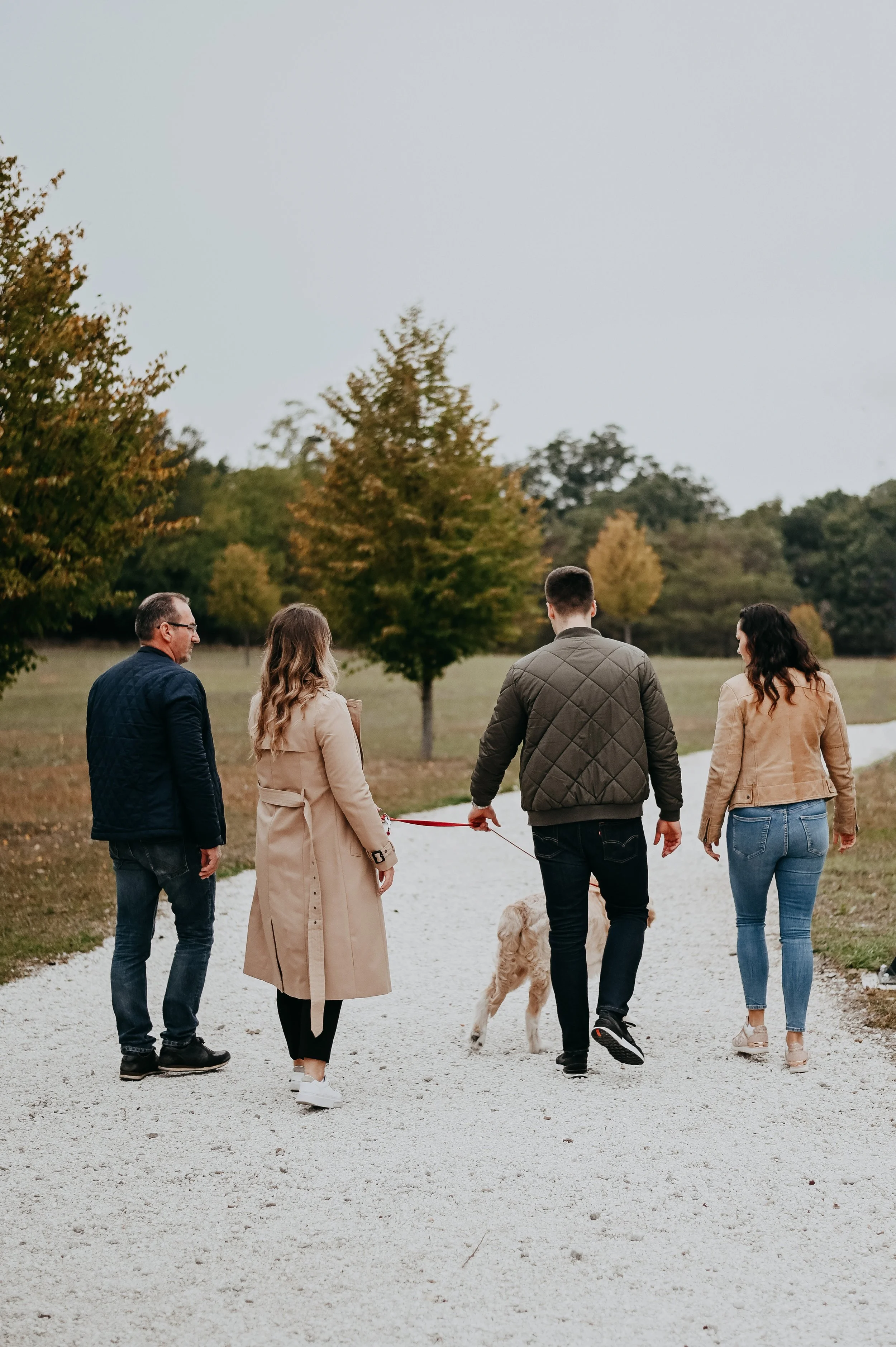 kültéri családi fotózás kutyával