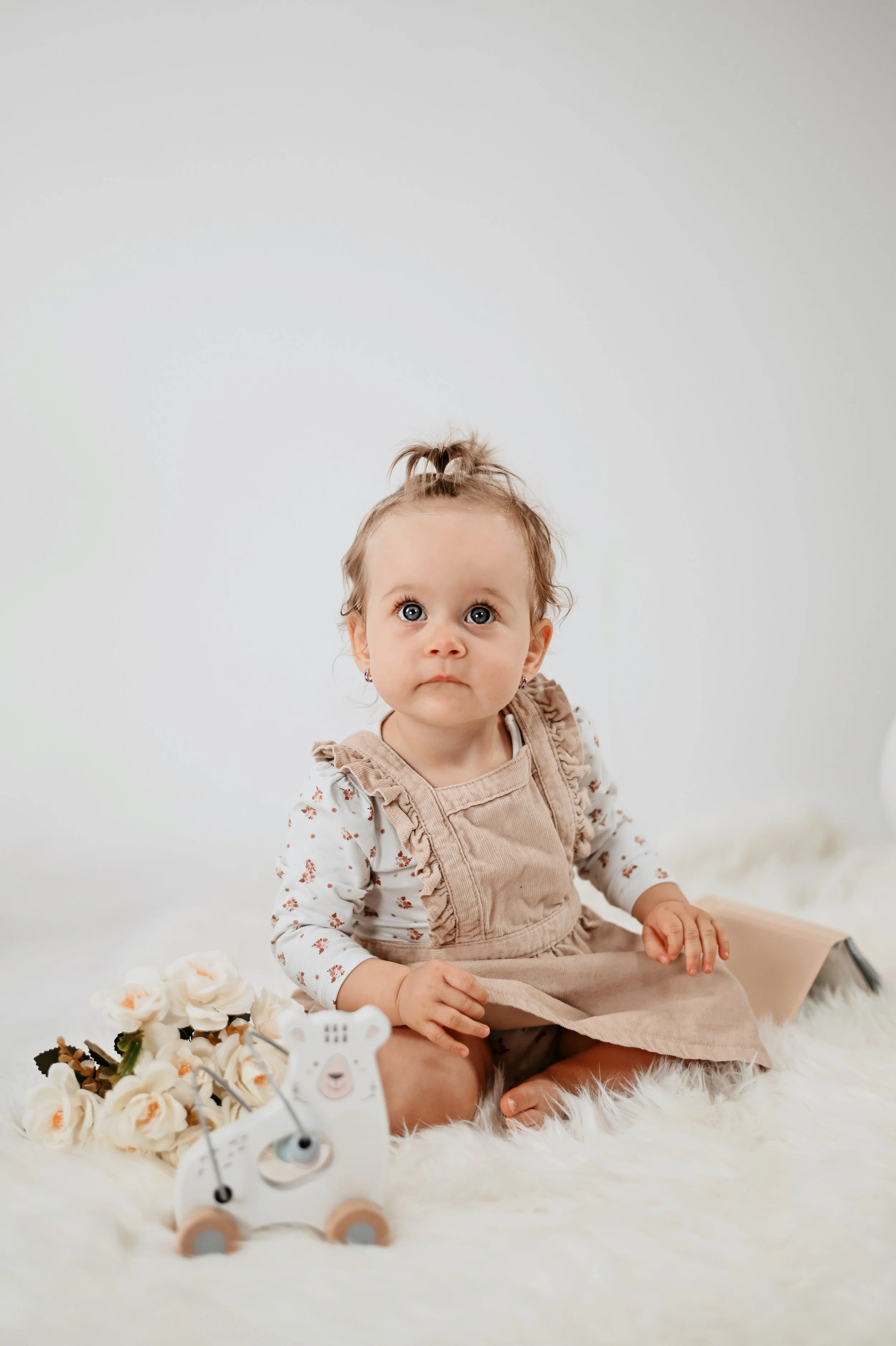 kisgyermek fotózás stúdióban Sopron