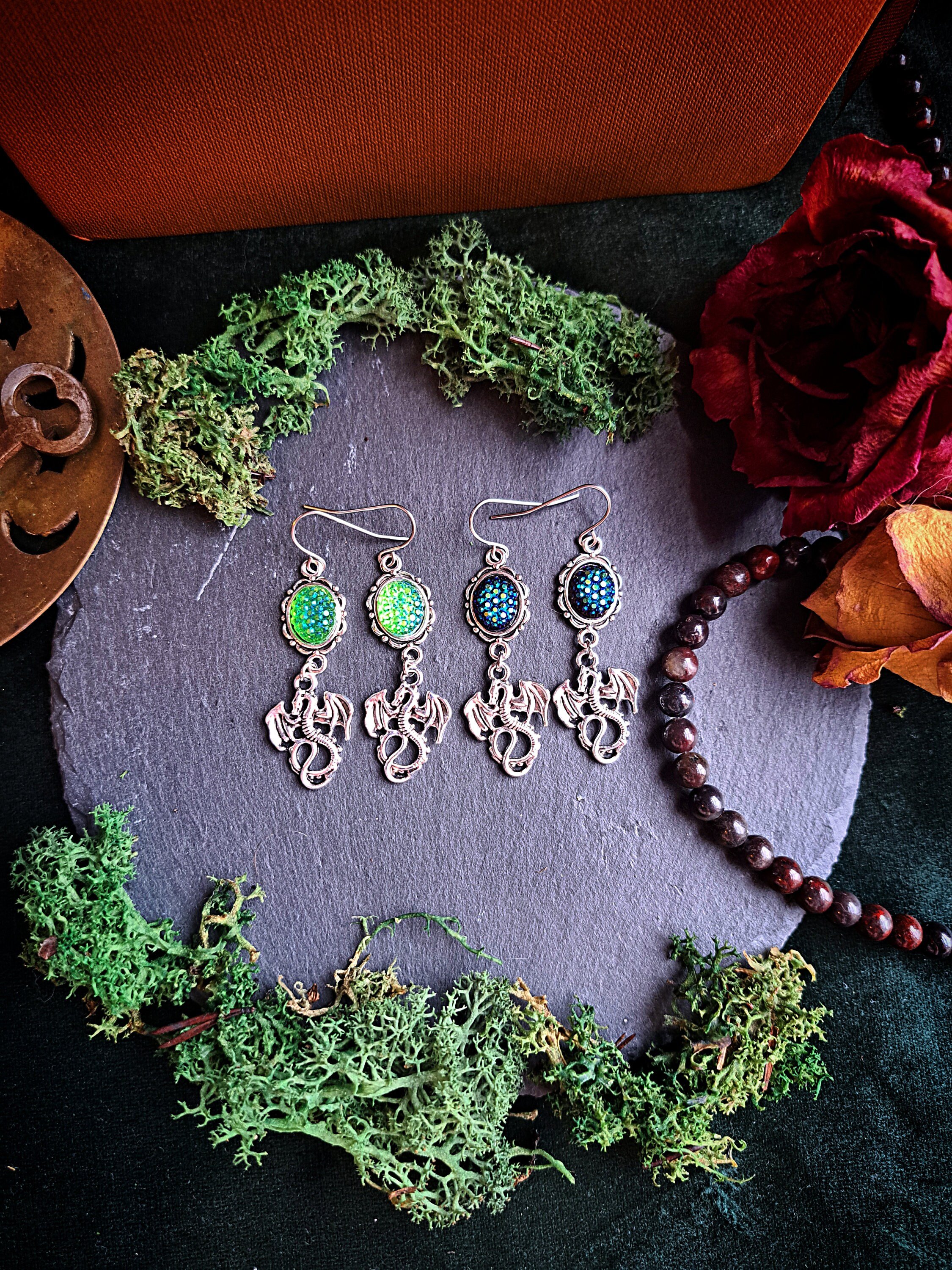 https://i.etsystatic.com/51547513/r/il/02c131/5962468103/il_fullxfull.5962468103_ijcp.jpg