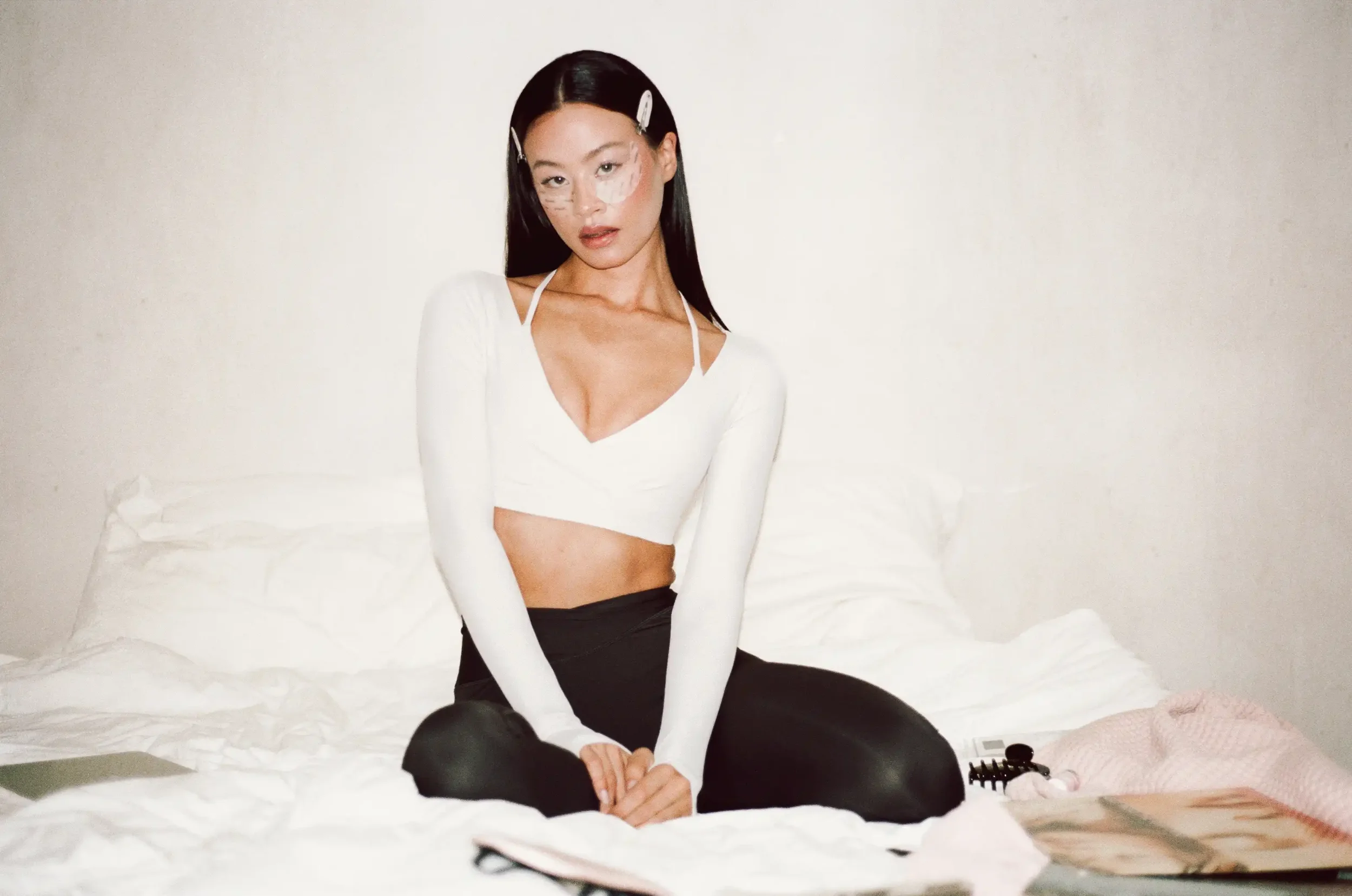 Omnana_Poise_Analog_22_web.webp