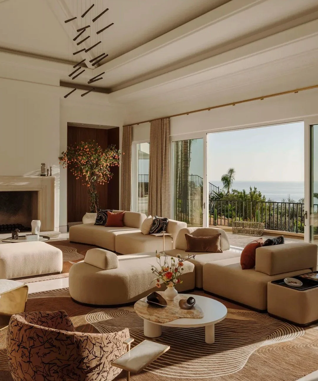 Our Architectural Digest mood board. 

Taking a tour through some iconic celebrity homes that we can&rsquo;t stop thinking about.

🌊 RZA&rsquo;s Malibu Home: Where high-end luxury meets total tranquility.
🌵 Alejandro Fern&aacute;ndez &amp; Karla La