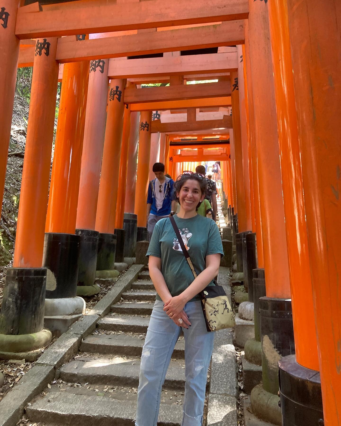 [Japan Tour] It was a hot day. We visited Fushimi Inari shrine, Tofukuji temple and Gion. We watched amazing process of candy making and had great meals. My memories are so rusty. It&rsquo;s been very helpful to travel with tour members who are exper