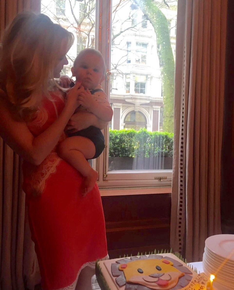 ✨ 2016 was a tough one&hellip;A real rollercoaster of highs and lows ✨ 

✨ My insta was the &lsquo;Food and Fashion Stylist&rsquo; and there was a lot more food styling than outfit styling! 
✨ My maternity leave ended and instead of returning to my P