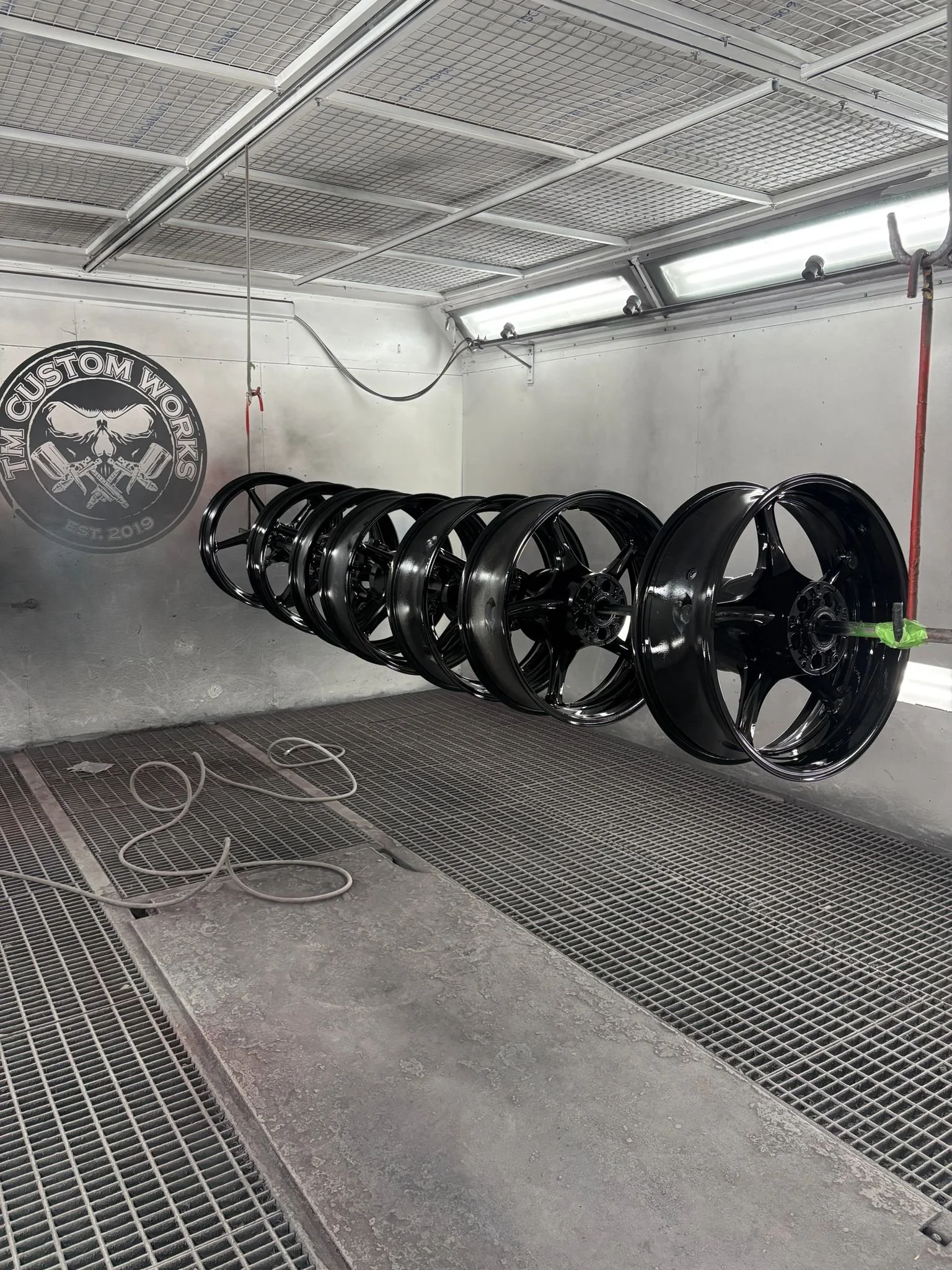 3083667b-5035-45b6-bd03-b0b5f77baec7.jpg