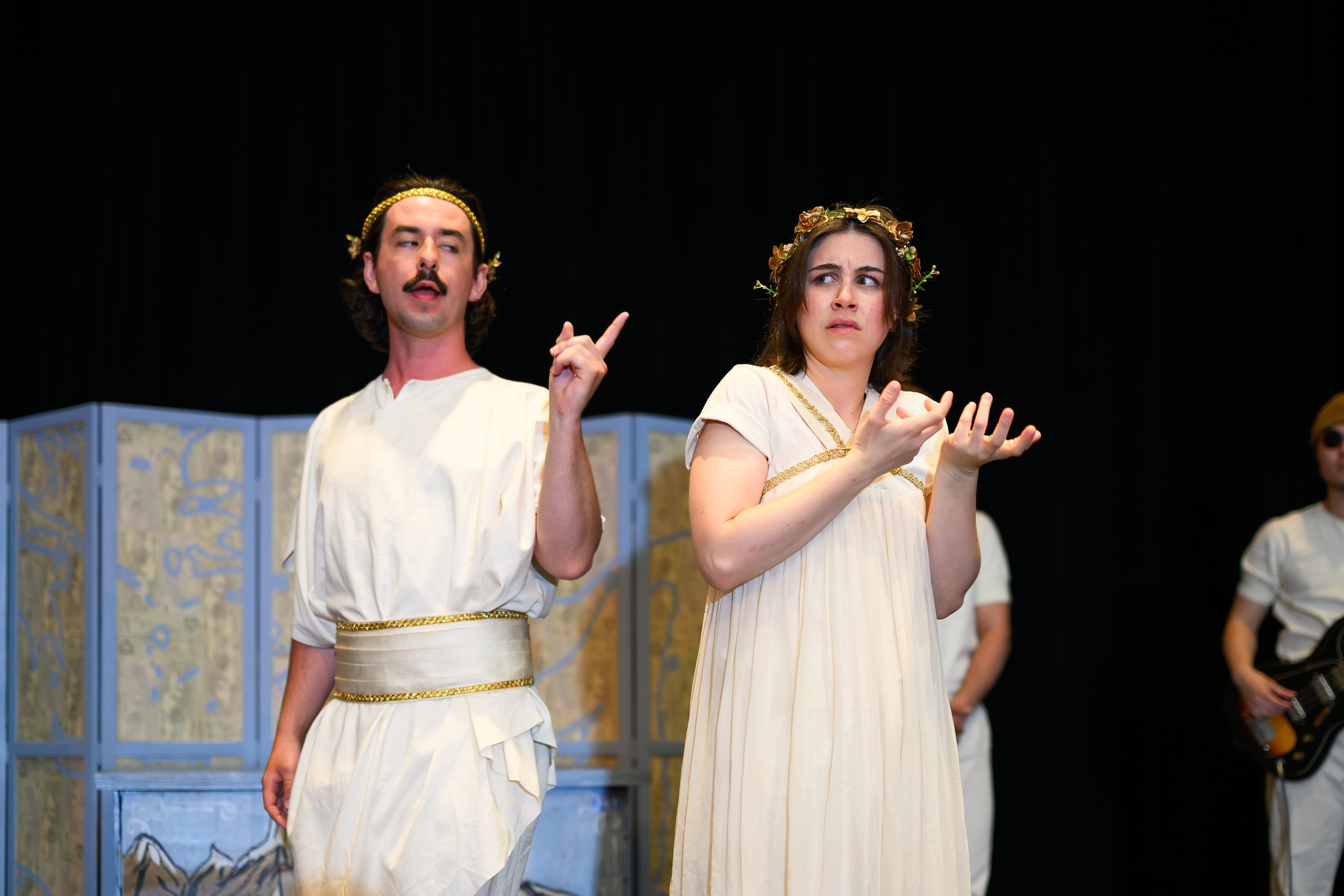 Simonides scolds Thaisa.