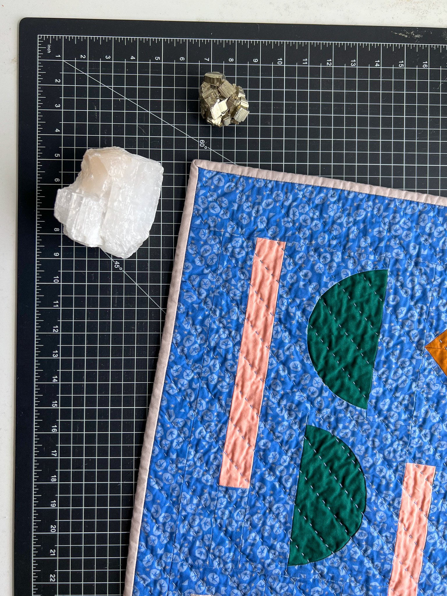 Create a Stunning Mini Quilt with Fenrir's Mini Quilt Pattern