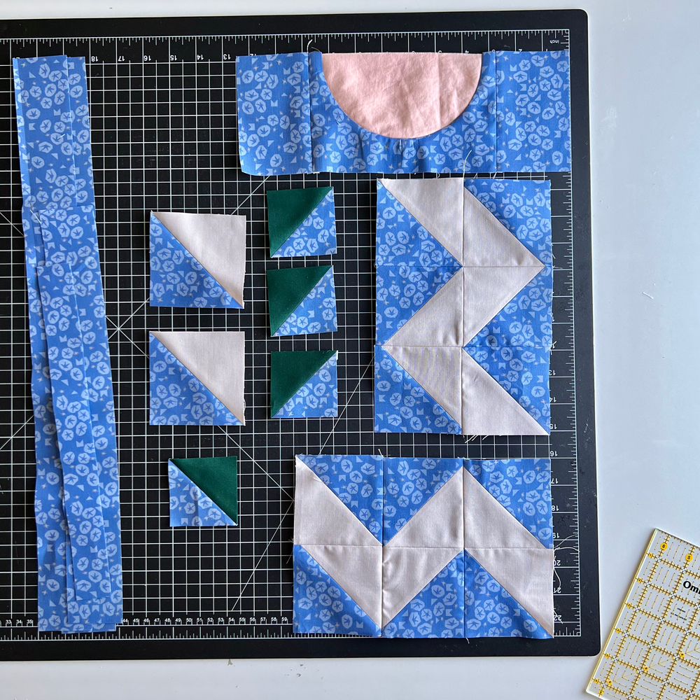 Create a Modern Unique Mini Quilt with the Vase Quilt Pattern