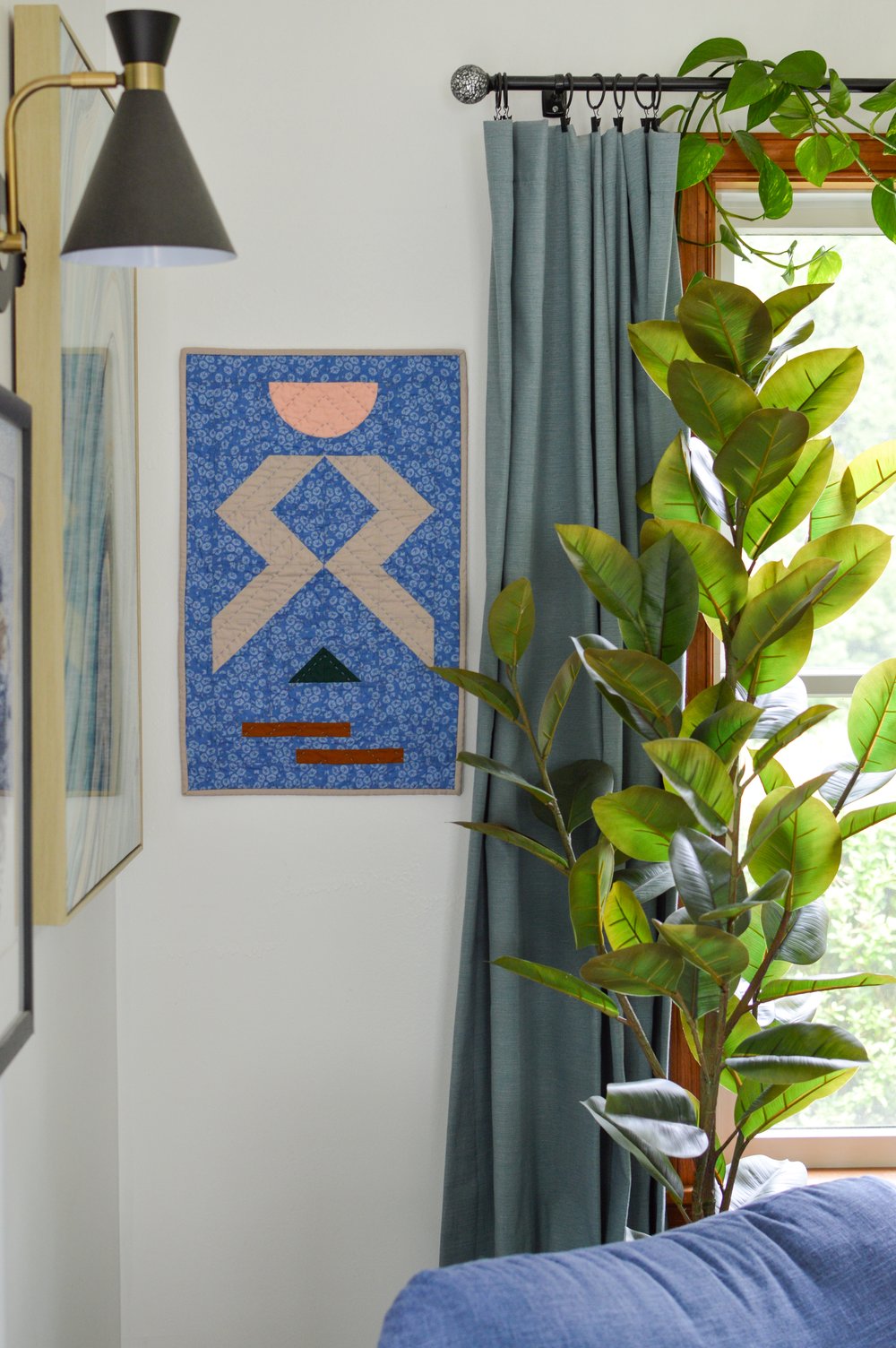 Modern Mini Quilt Pattern - Create a Unique Quilted Wall Hanging