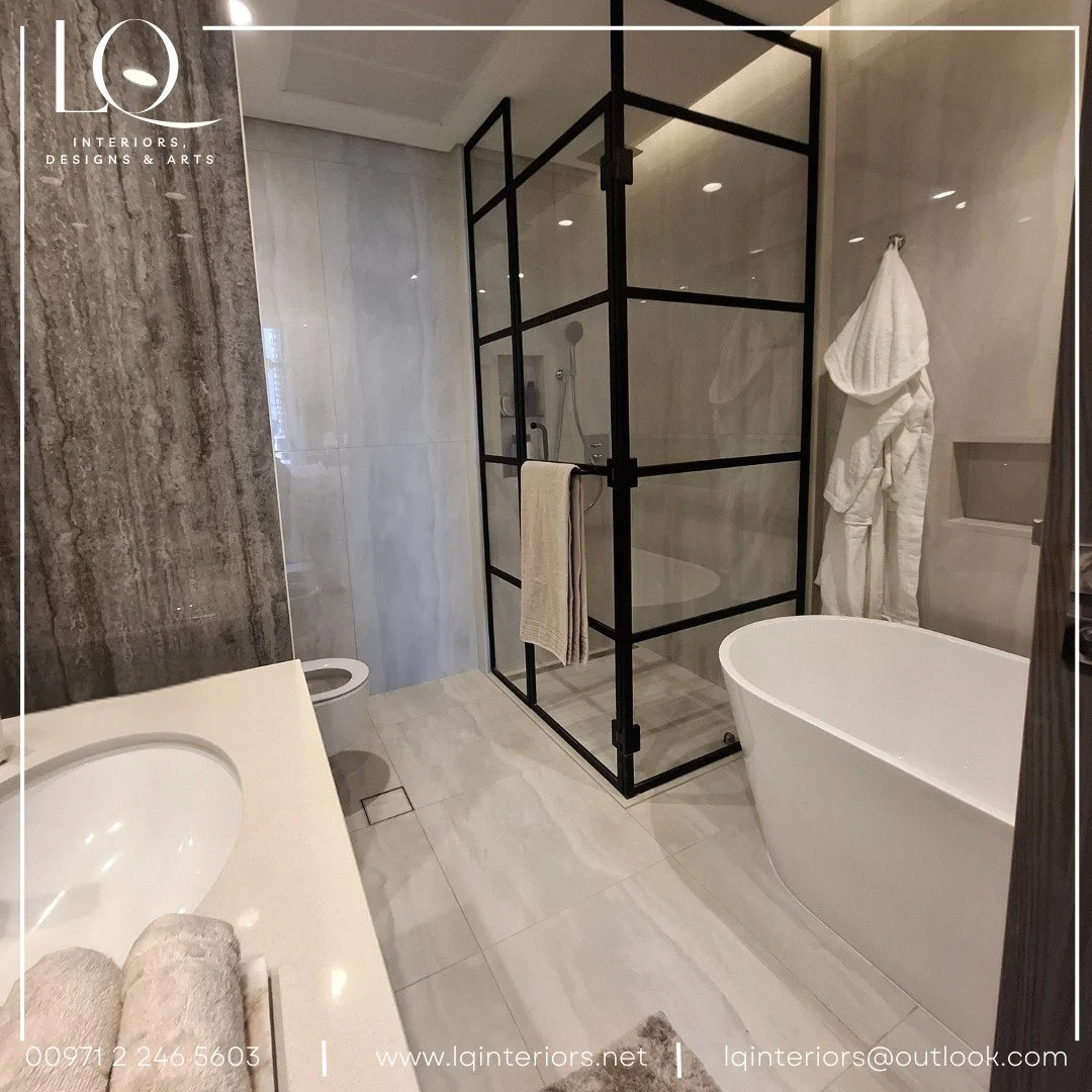 Monochrome mood: black, white &amp; gray for a master bedroom that feels calm, clean, and effortlessly chic. 🖤🤍

📍 Business Bay, Dubai

#interior_design #bedroominterior #stylingtips #dubai❤️ #abudabi #furnitures