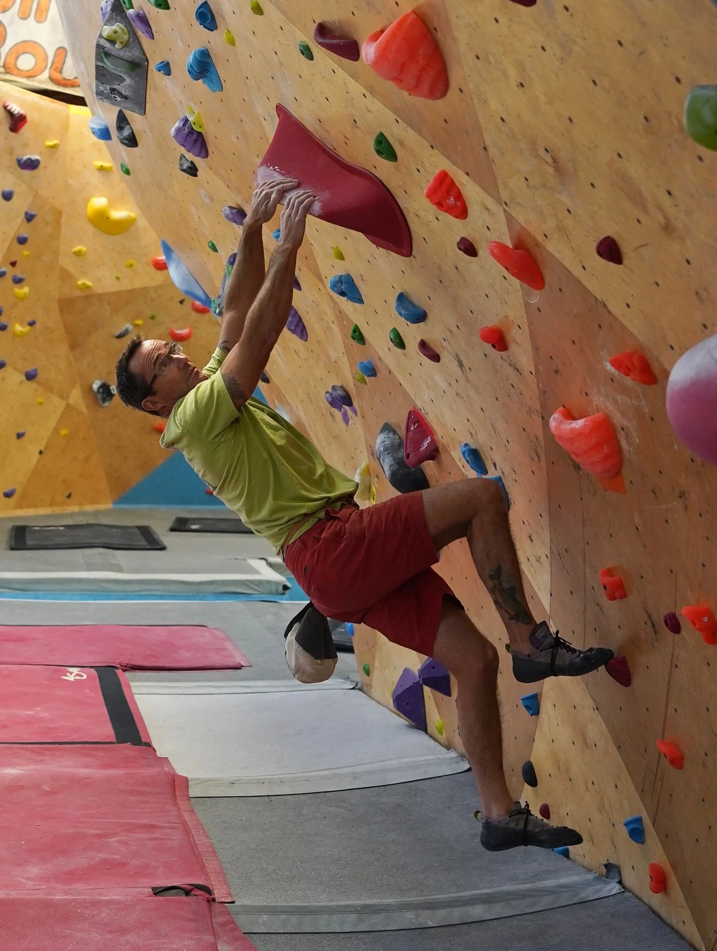 S Wall reset continues&hellip;👀

☕️Coffee @ the Crag returns for part 2 THIS SATURDAY October 25th! Come out for some fun climbing, plenty of conversation, &amp; delicious @seedscoffee 😋

🕸️Graveyard Getdown is BACK baby❕ Join us next week on Satu