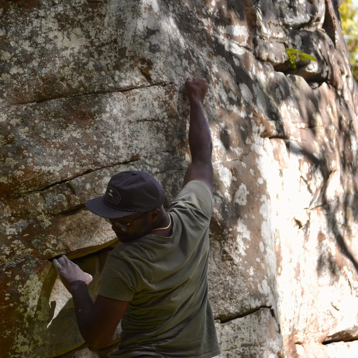Dreaming of getting outside and touching some real rock&hellip; 💭

Bundle up and join us at Moss Rock Preserve this Saturday for the last Coffee at the Crag of 2025!!☕️🧗🏼&zwj;♀️

Who&rsquo;s gonna be there⁉️