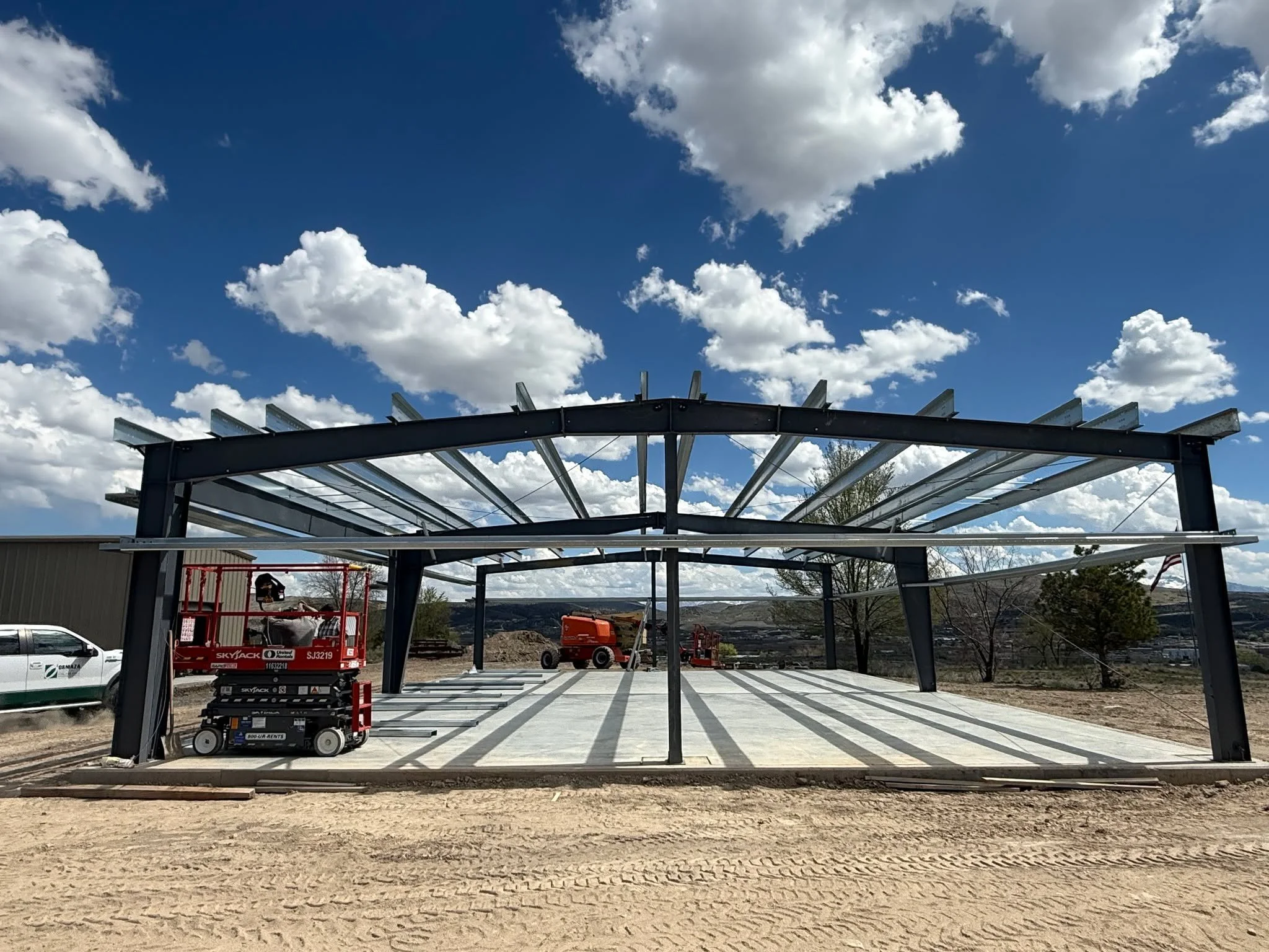 Steel up, sky's the limit. ☁️ Watching a Butler Building come to life is one of our favorite views. Authorized Butler Builders since 1966 &mdash; this is what we do. 
📍 225 Silver Street &bull; Elko, NV 89801
 
https://www.ormazaconstruction.com 
#O