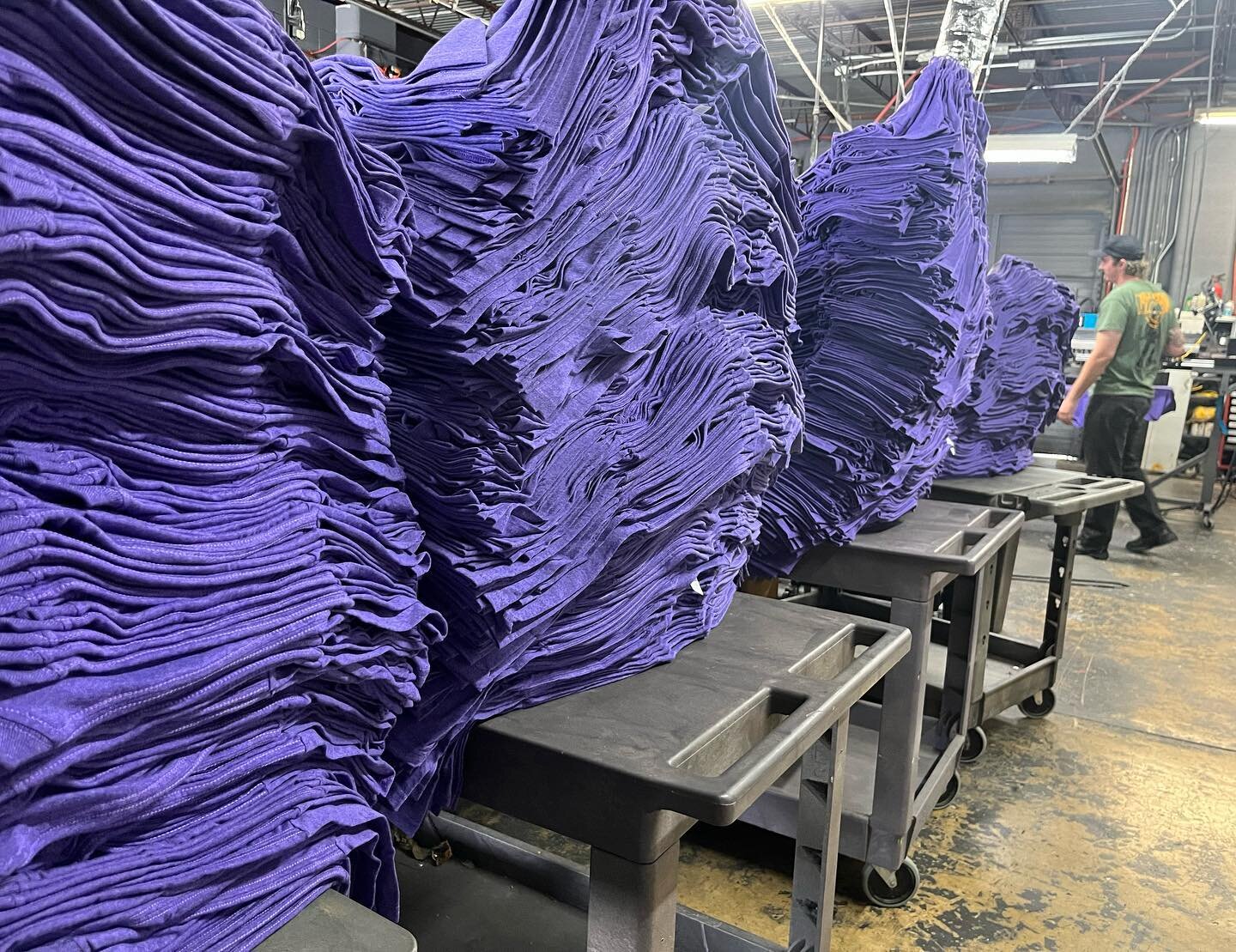 Happy Monday folks! 
It&rsquo;s been cold down here but we&rsquo;re printing tees for those warm spring events. If you got an event coming up make sure to visit our website for a quote www.acescreen.com 
#getaquote #printlocal