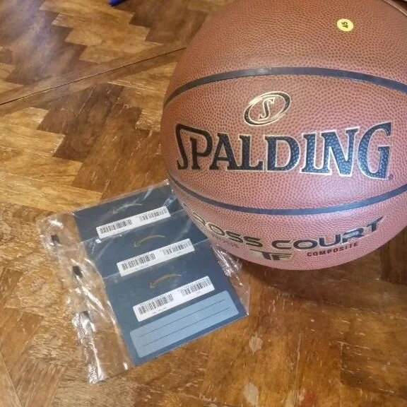 Open Gym.. pop up three-point concert for my boys.. just having fun, we live for this..##ifweshowthemdifferent ..#theywillwantdifferent ..#RAC2working ..#TCG ..