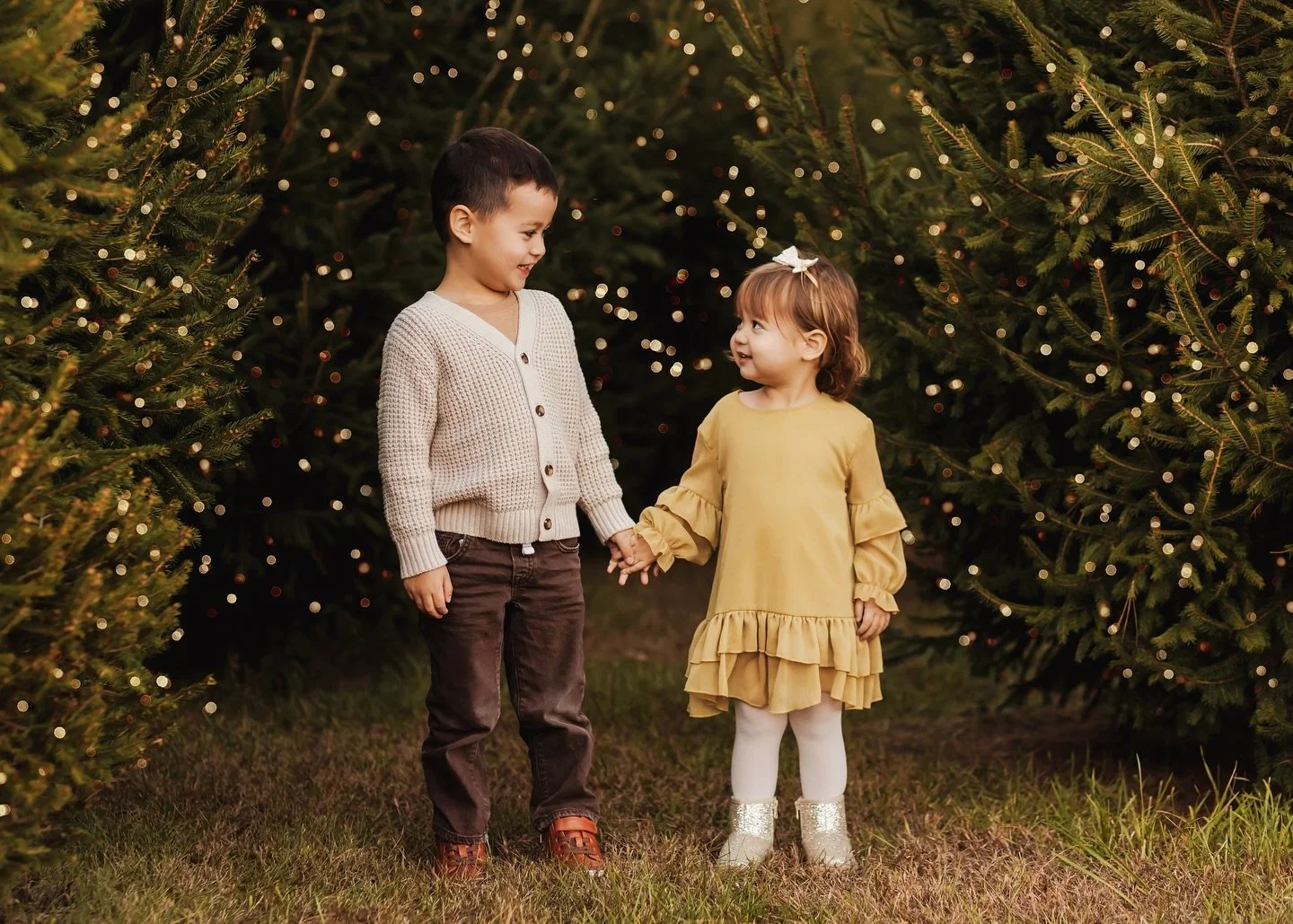 I am super behind on emails &amp; messages right now 🫣 If you&rsquo;re waiting on a response from me, I&rsquo;m working on getting back to everyone by the end of the day&hellip;thank you so, so much for your patience! I am in the THICK OF IT, y&rsqu