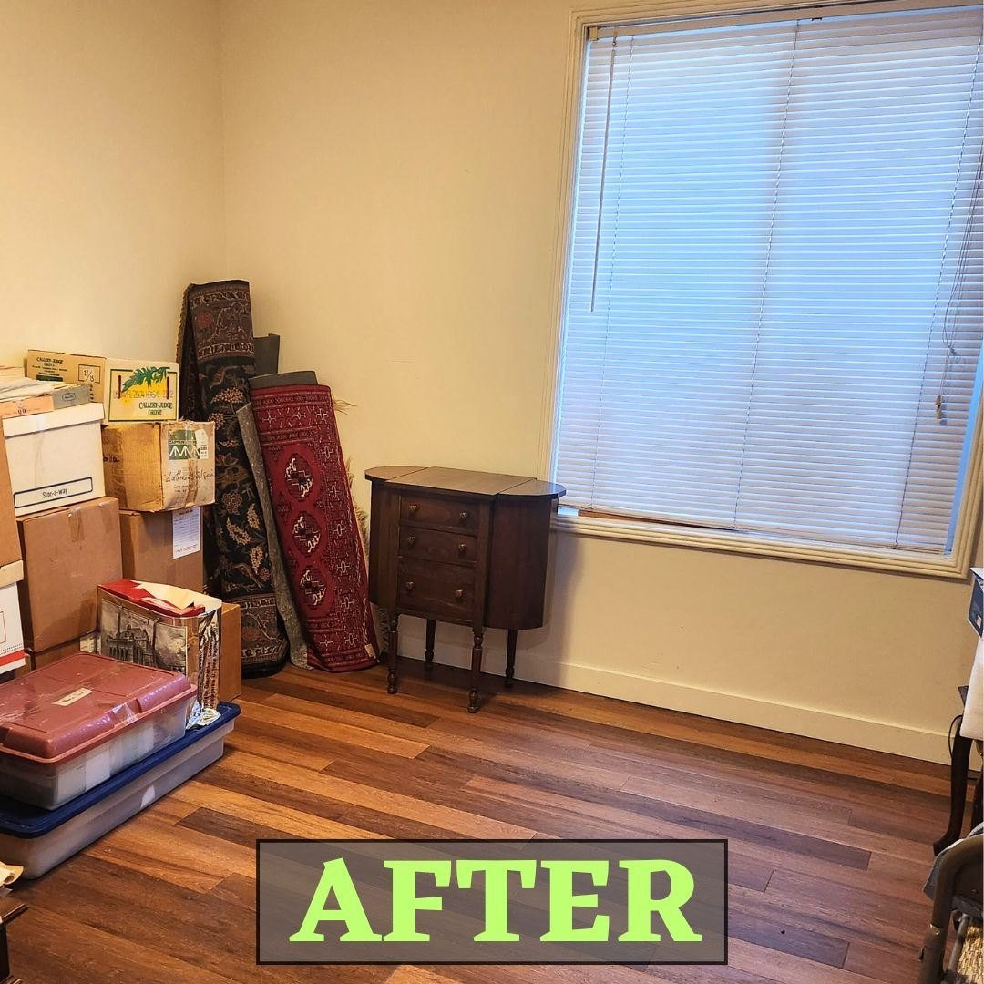 We made so much progress in 1 session during this unpacking job. We were able to sort through the boxes and unpack several to make more space in this bedroom. 

#ProfessionalOrganzing #Unpacking #MakeSpaceForChange #SortnSell