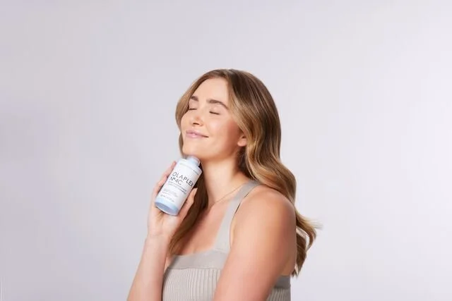Small_JPG-Olaplex_4C_Production4231_Variant.jpeg