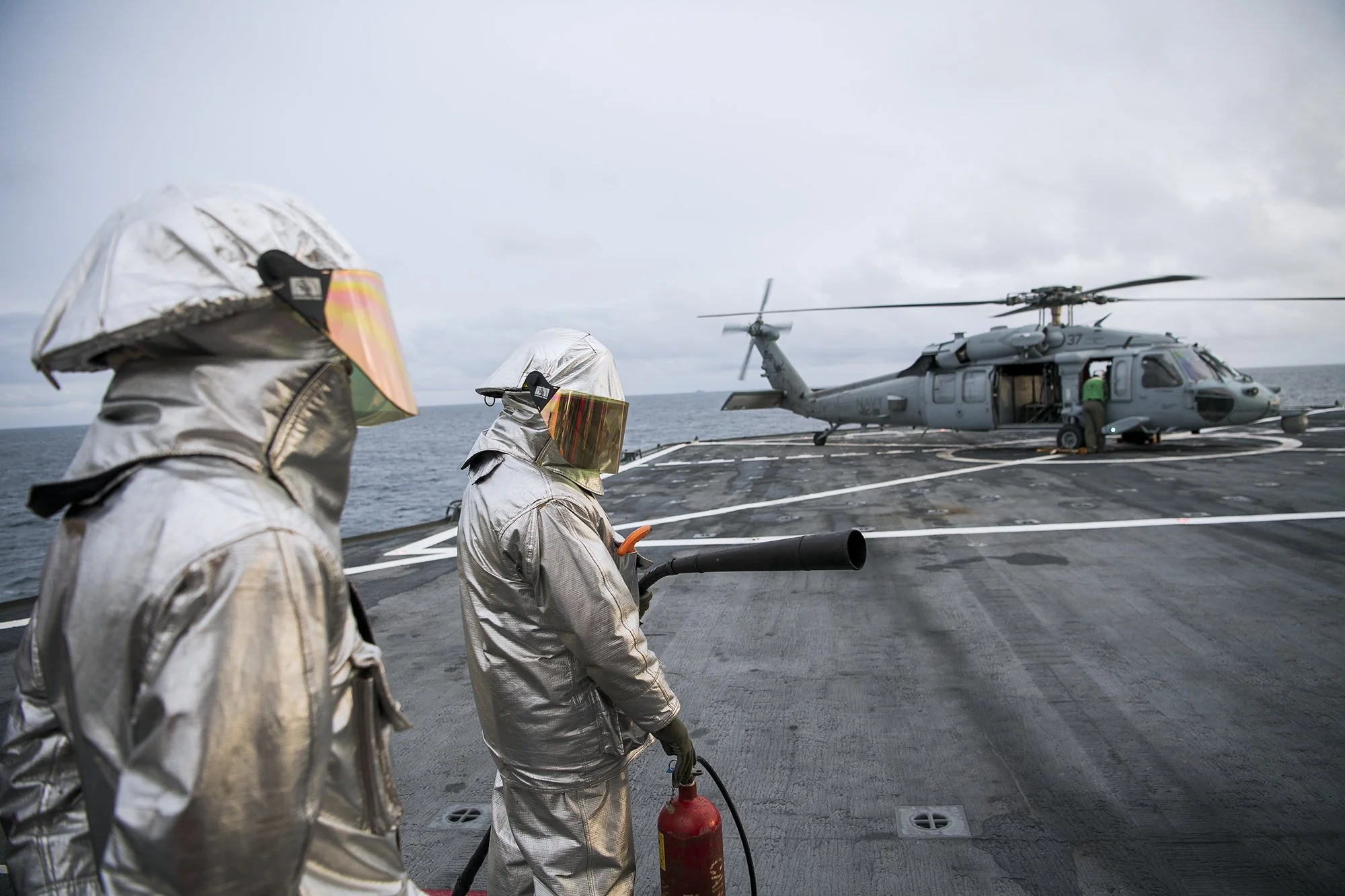 Под видом учений. Под видом учений. Военные на учениях флот. Под видом учений. Под видом учений.