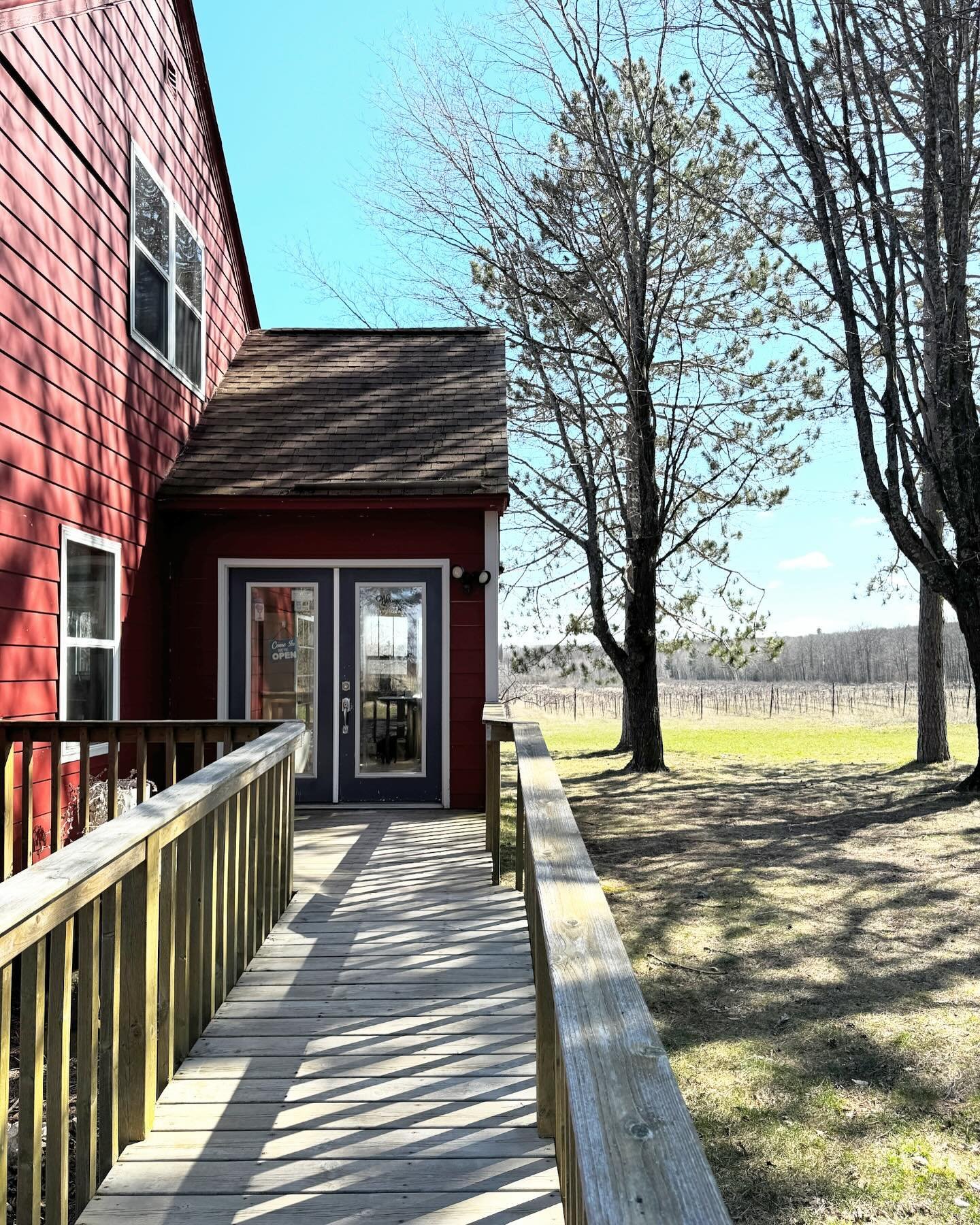 Our favorite local winery opened its doors for the season today! Our guests love adventuring to the @bayfieldwinery and Blue Ox Cider located in the heart of the fruit loop to enjoy the tasting room of locally grown and crafted beverages, a charcuter