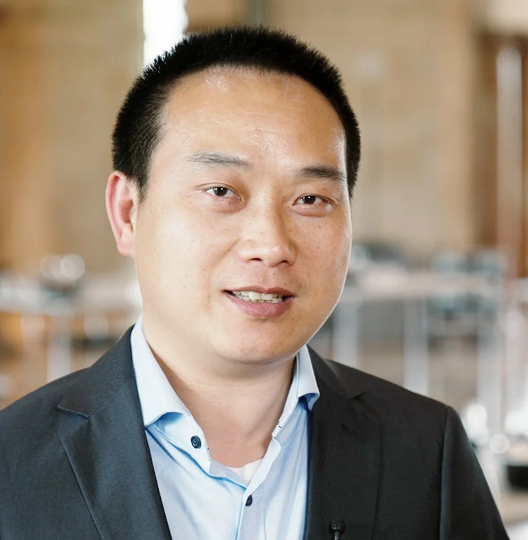 Dr. Liang Emlyn Yang