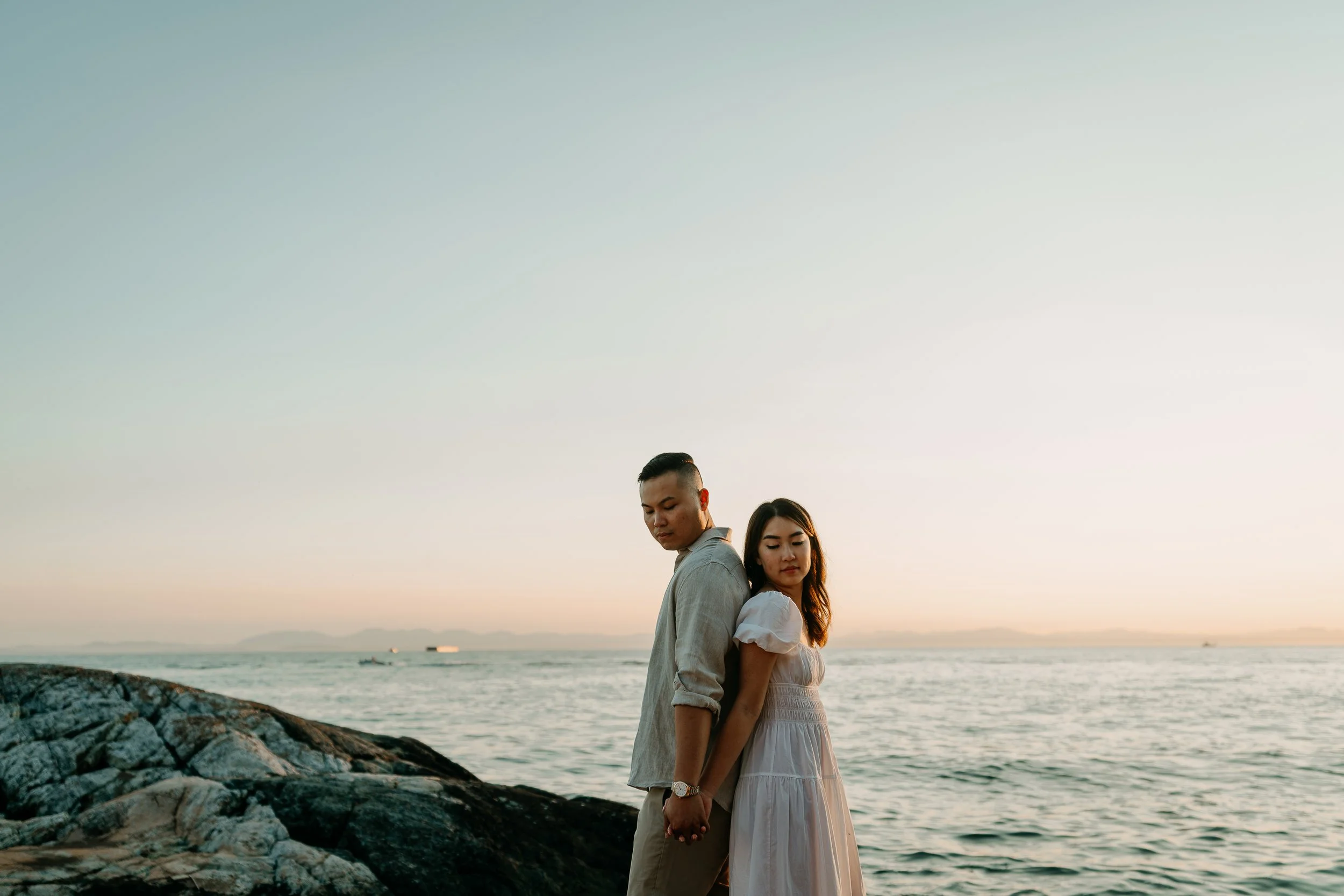 sunset session lighthouse park photographer