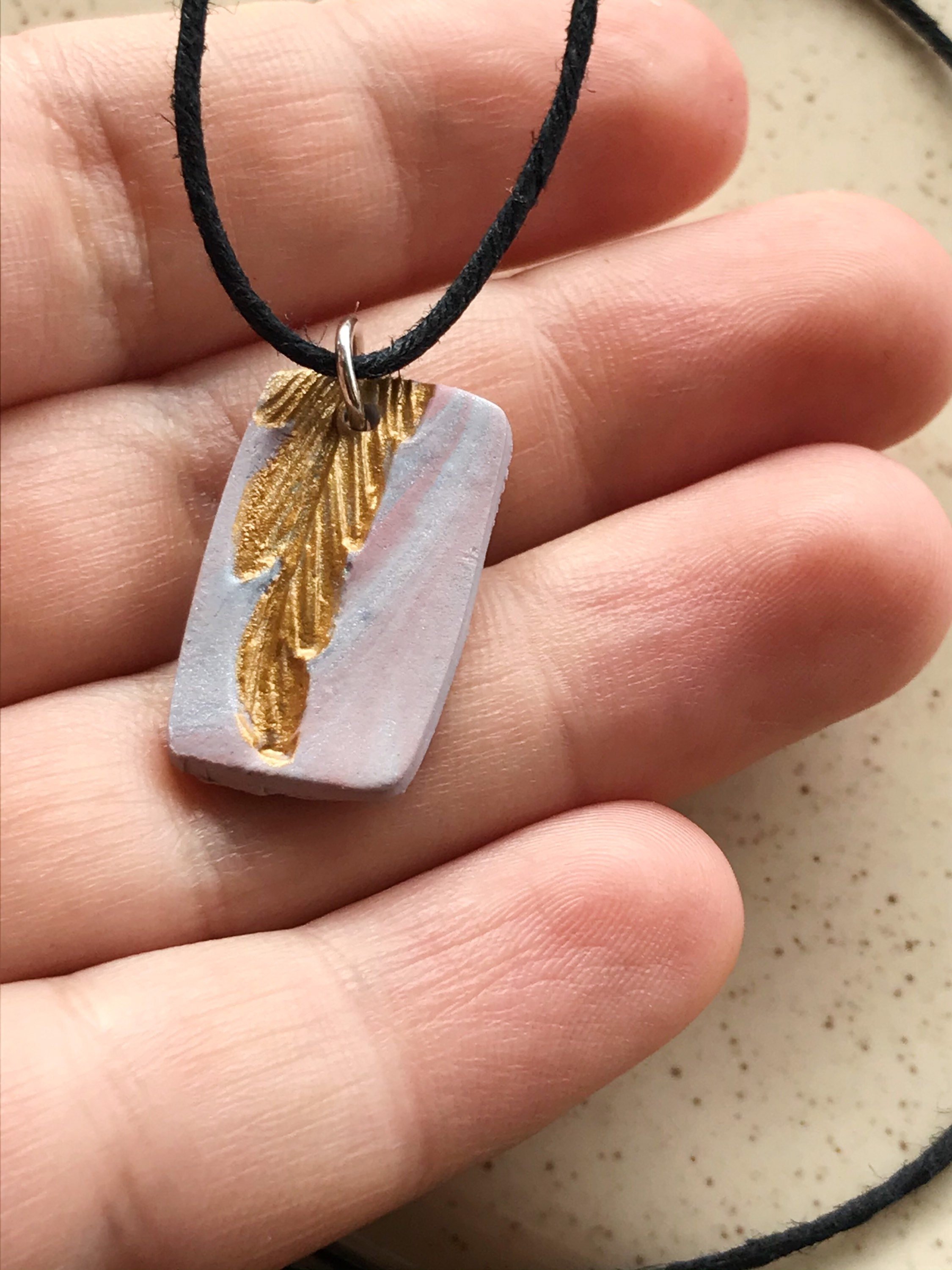 https://i.etsystatic.com/23351373/r/il/ec41ed/2702049259/il_fullxfull.2702049259_pa9x.jpg