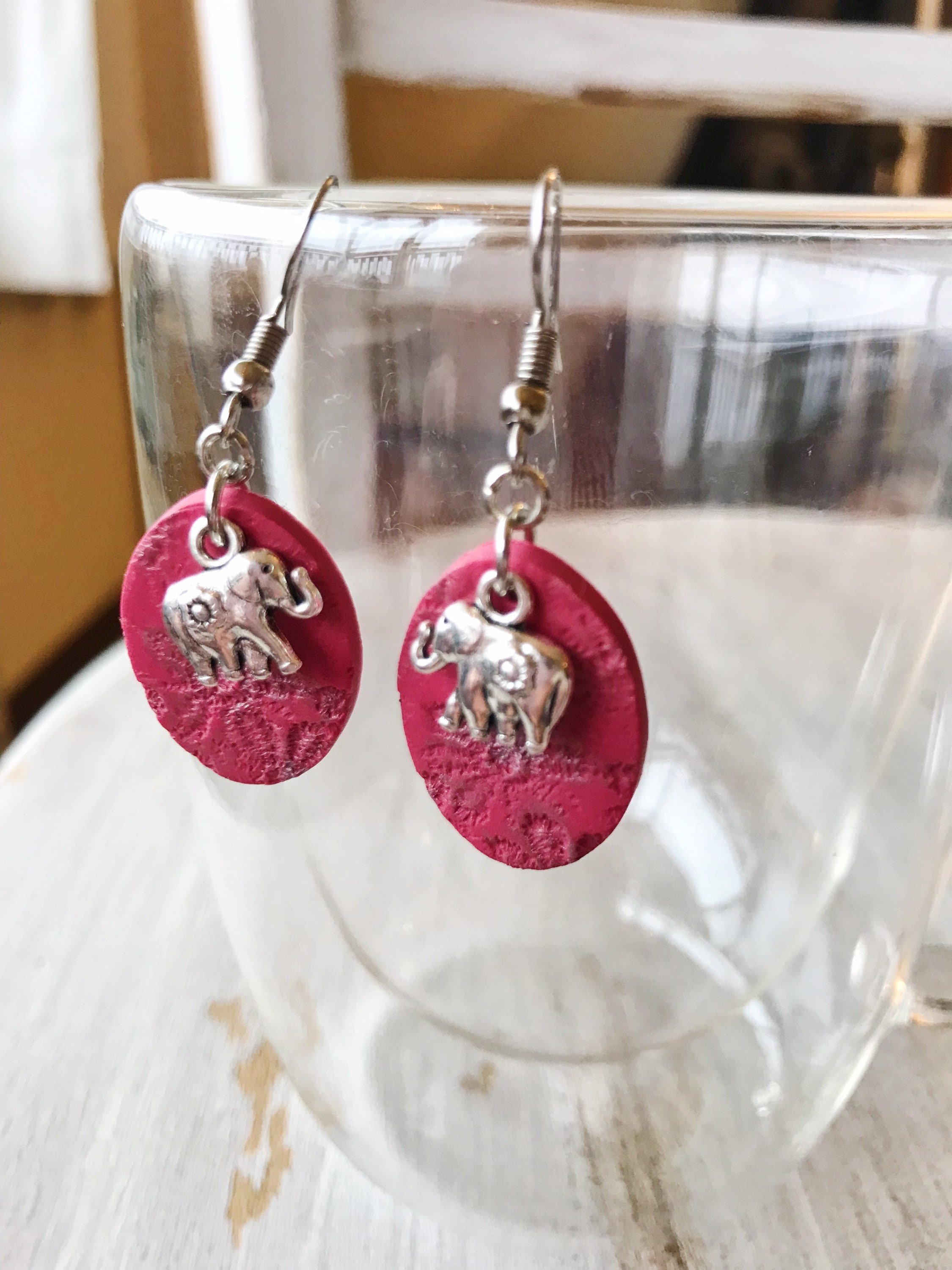 https://i.etsystatic.com/23351373/r/il/93b405/3648976113/il_fullxfull.3648976113_t981.jpg