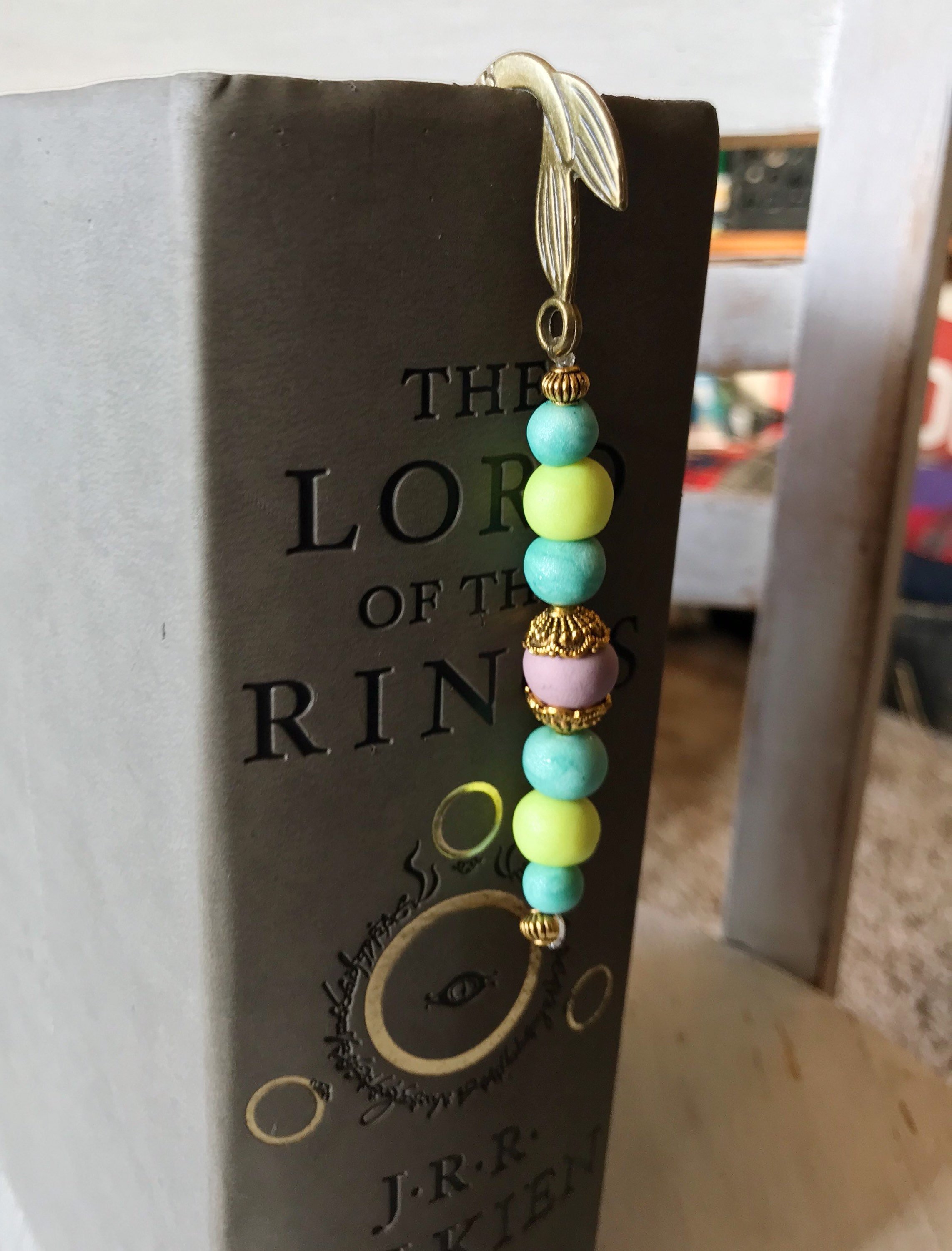 https://i.etsystatic.com/23351373/r/il/3290e1/3587017737/il_fullxfull.3587017737_q7zw.jpg
