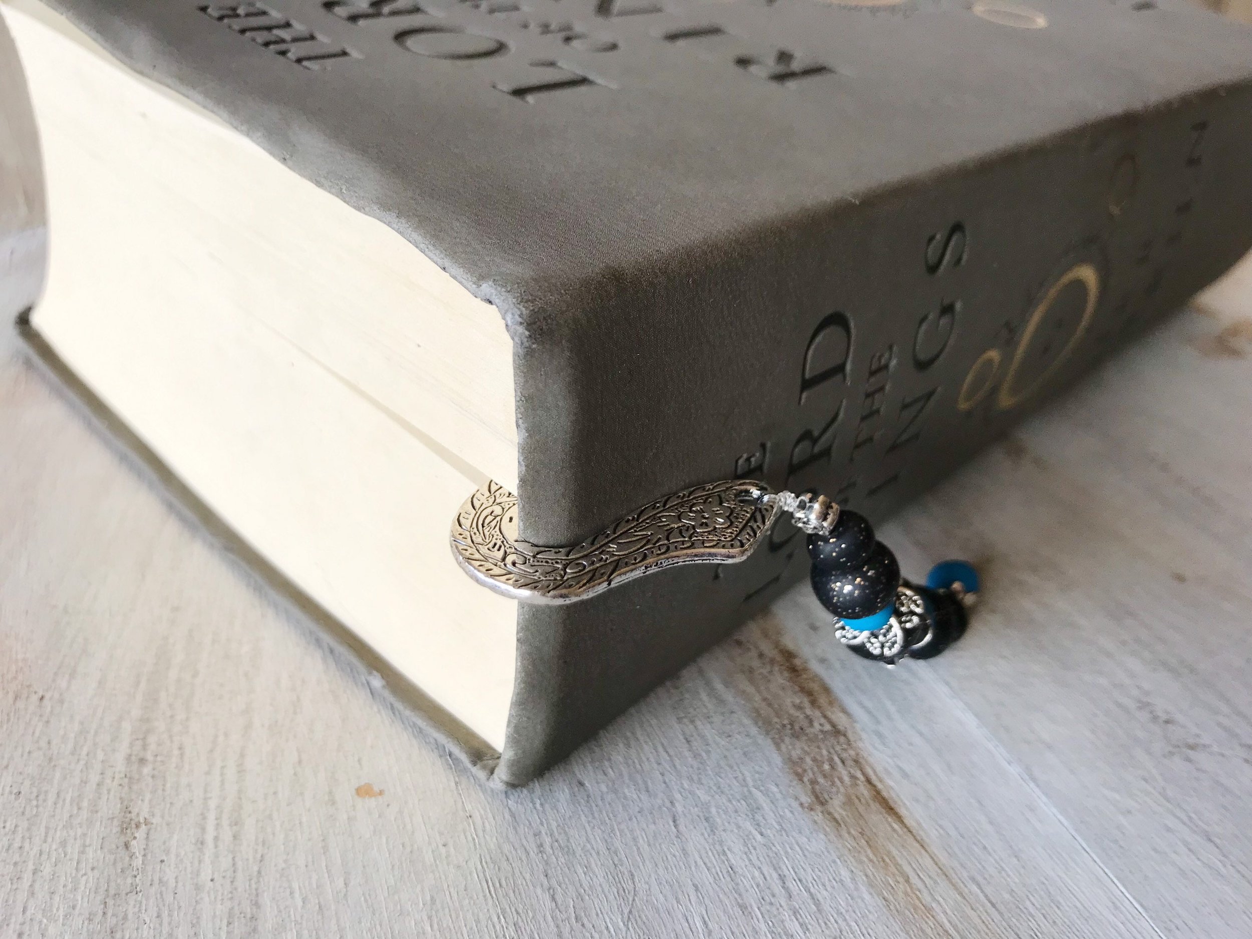 https://i.etsystatic.com/23351373/r/il/2a72eb/3539363954/il_fullxfull.3539363954_j38j.jpg