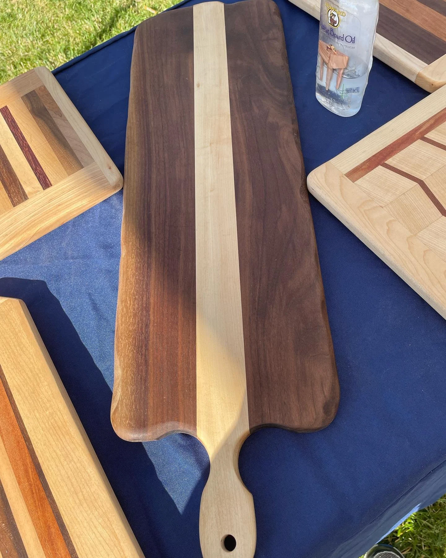 Carson City Farmers Market. Nice sunny spot at the entrance. Fresh fruit on one side and local meat market on the other side. Made coasters, end grain boards, charcuterie boards, air plant holders, salt boxes. The market is open until 1 pm.