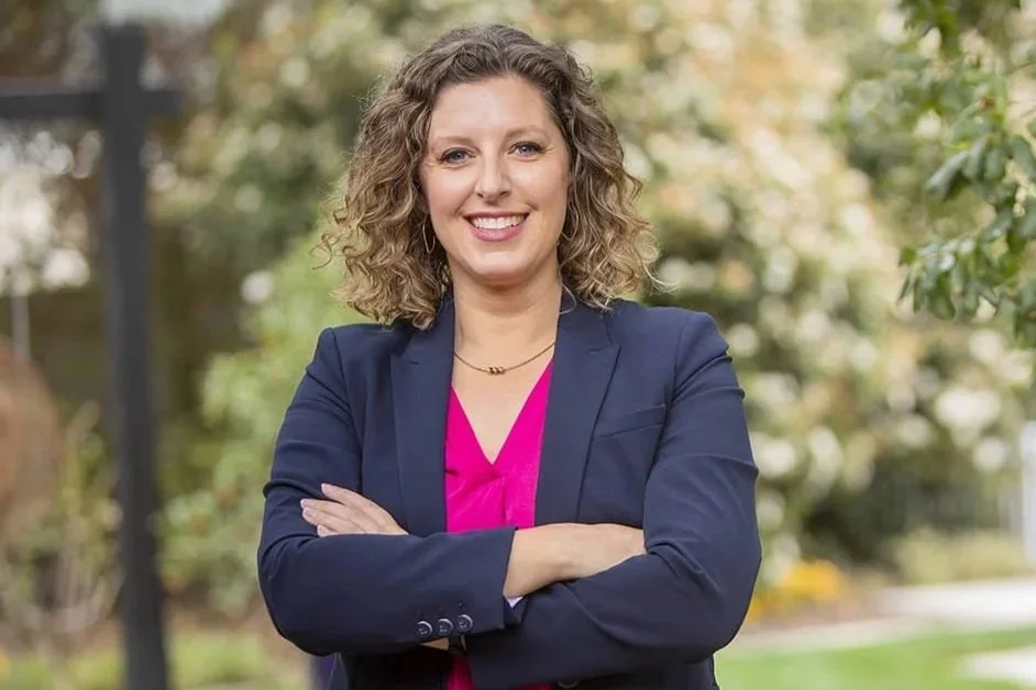 Pilar Schiavo- AD 40