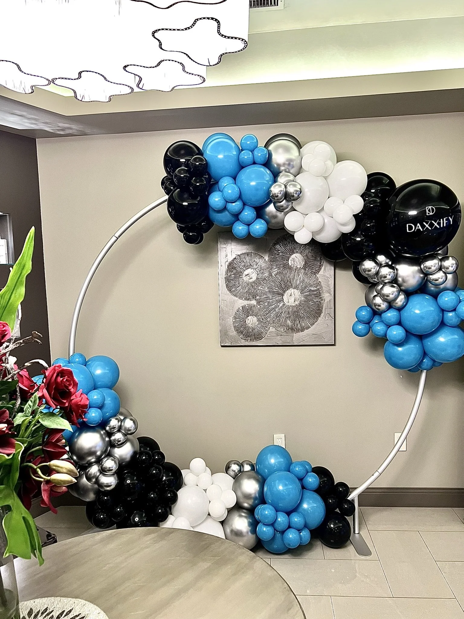 balloon-garland-hoop-decoration-puyallup.JPEG