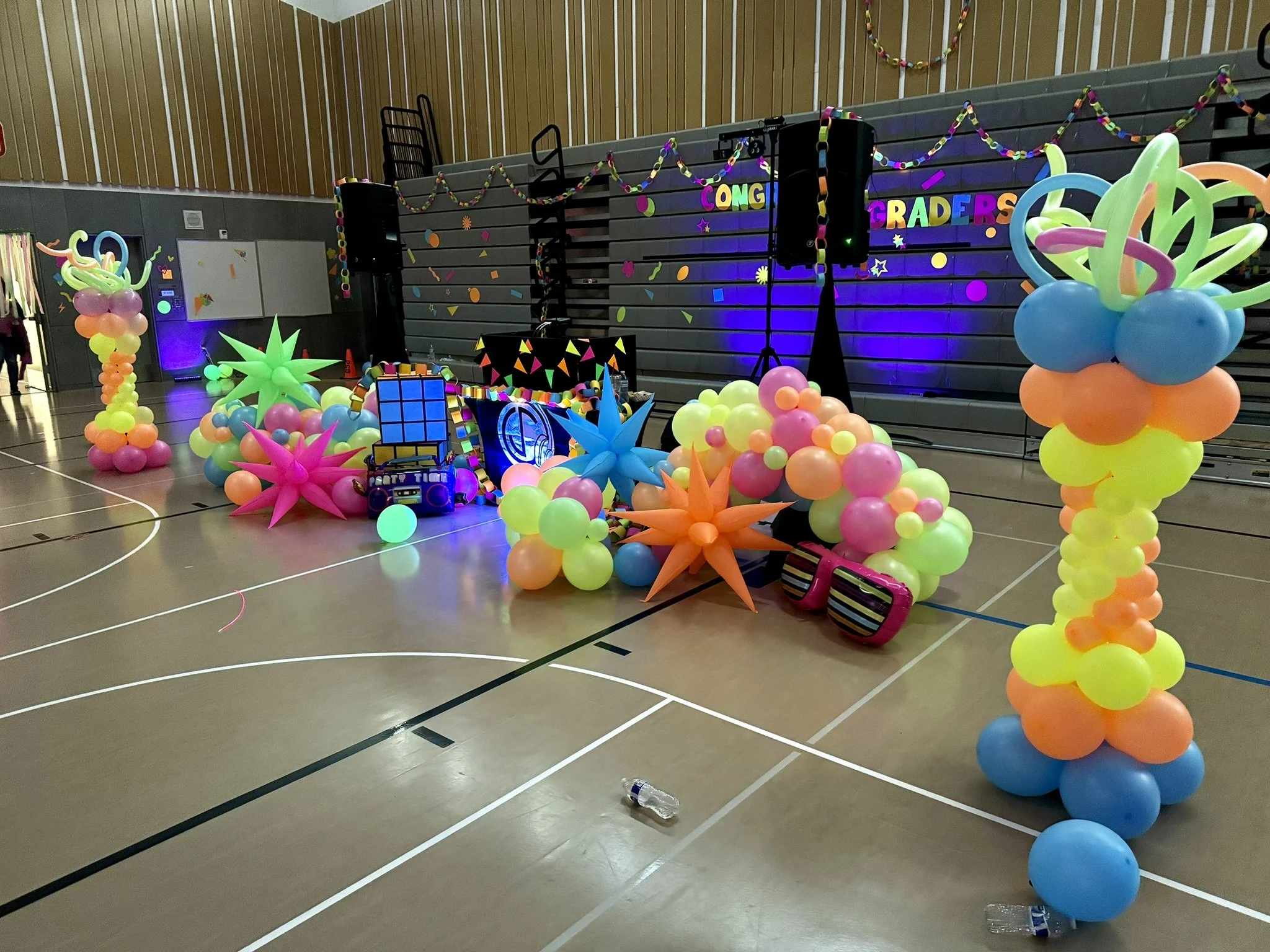 school-graduation-party-neon-balloon-designs-tacoma.JPEG